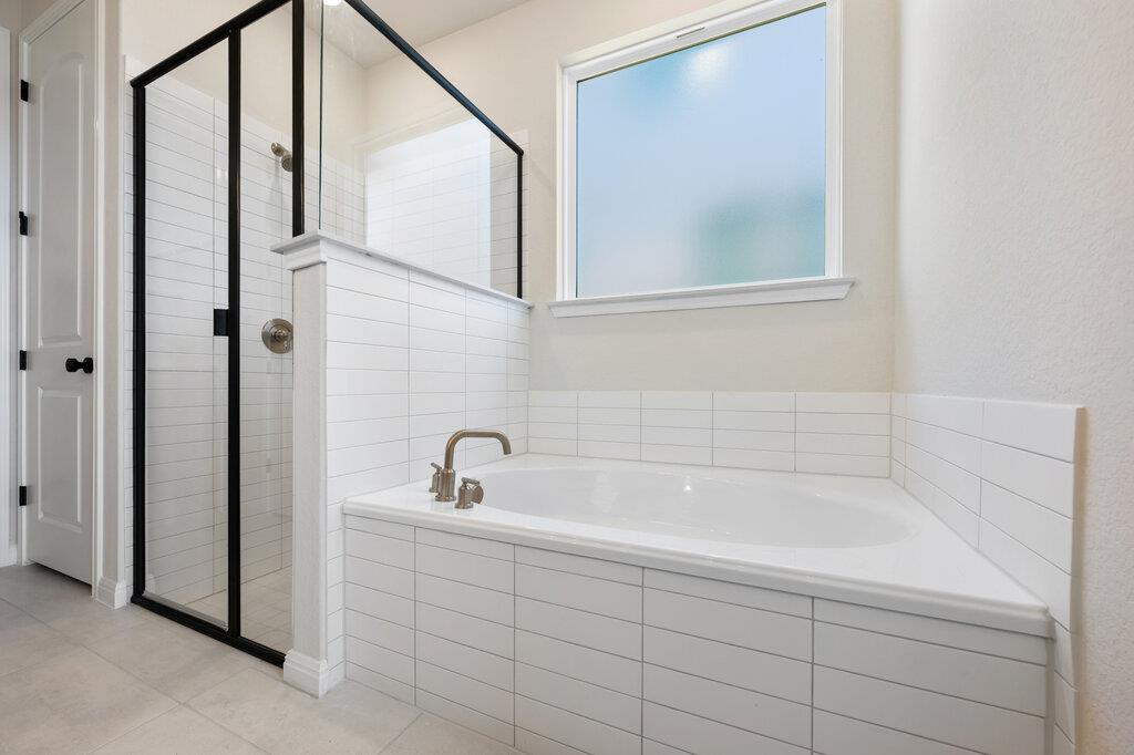 228 Ranier Way, Dripping Springs, TX 78620