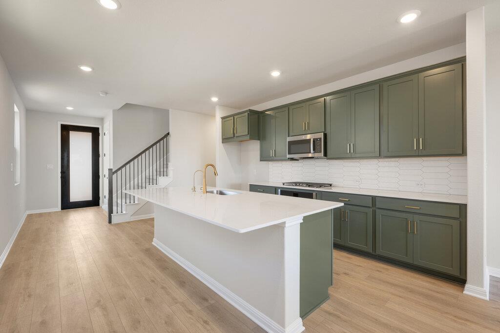 228 Ranier Way, Dripping Springs, TX 78620