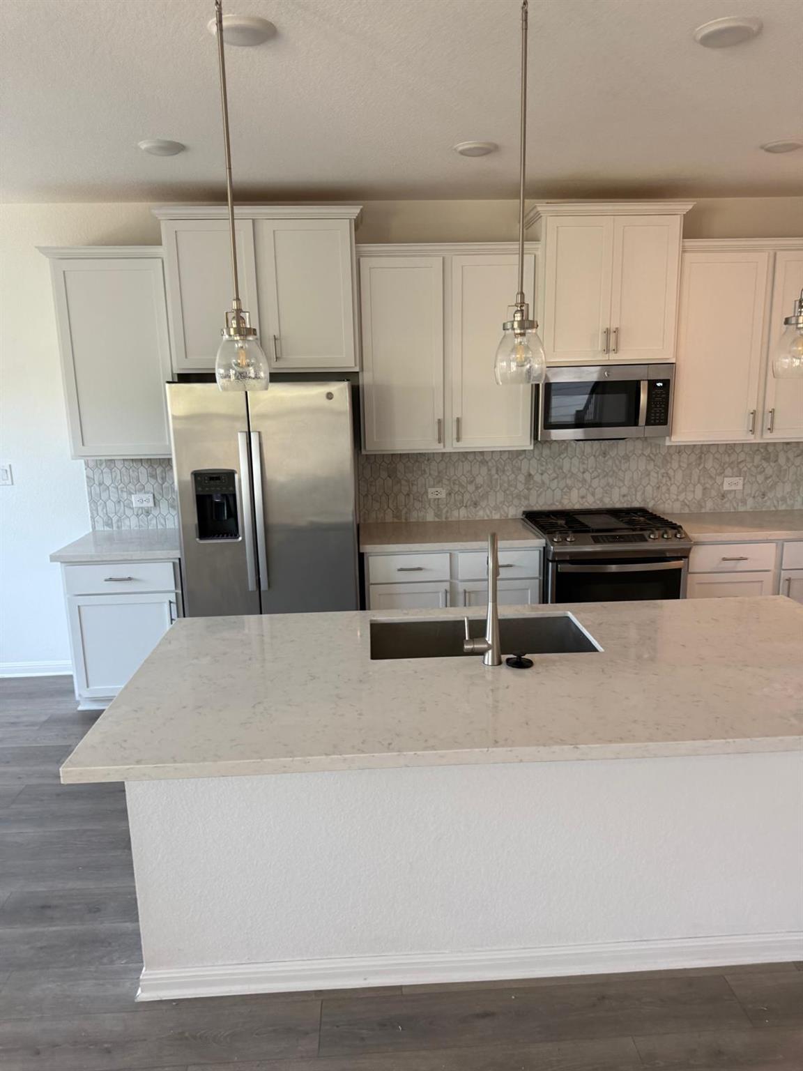 1611 Iberville Dr, Pflugerville, TX 78660