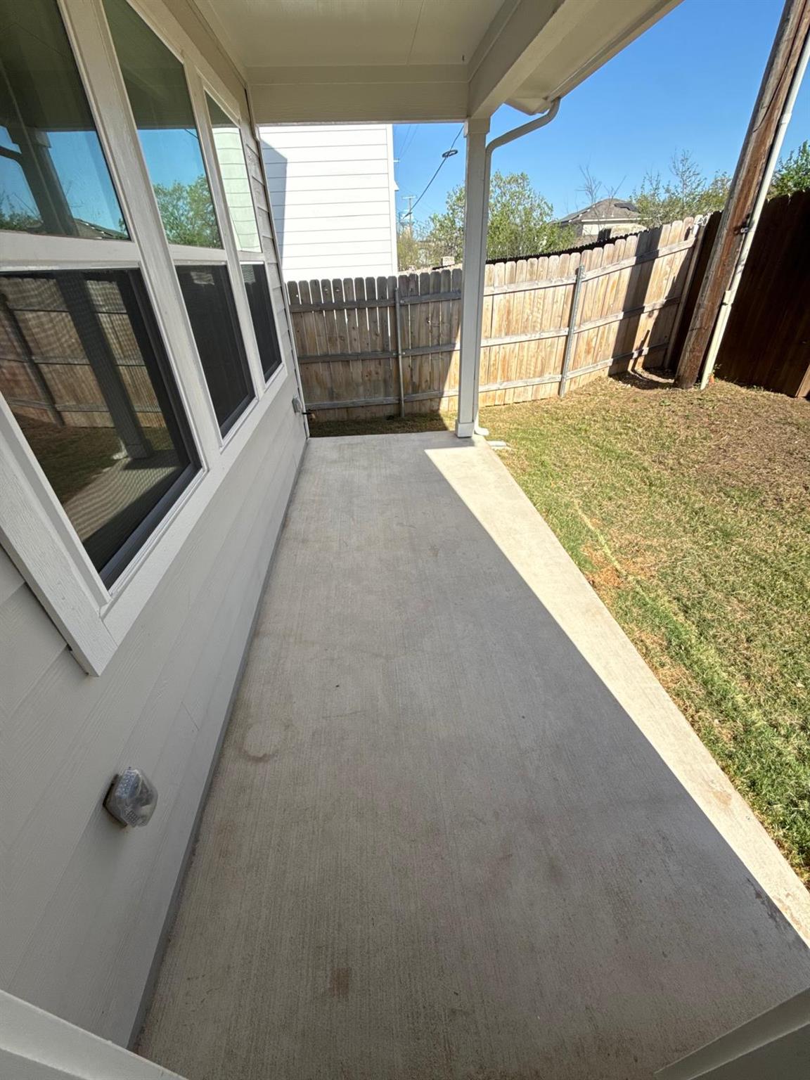 1611 Iberville Dr, Pflugerville, TX 78660