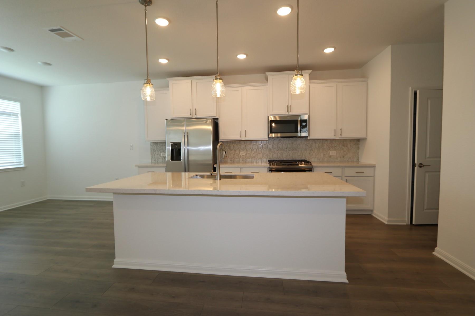 1611 Iberville Dr, Pflugerville, TX 78660