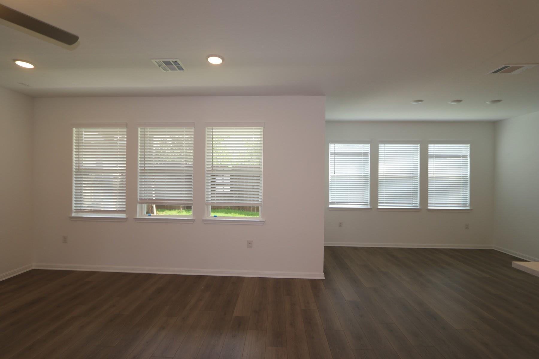 1611 Iberville Dr, Pflugerville, TX 78660