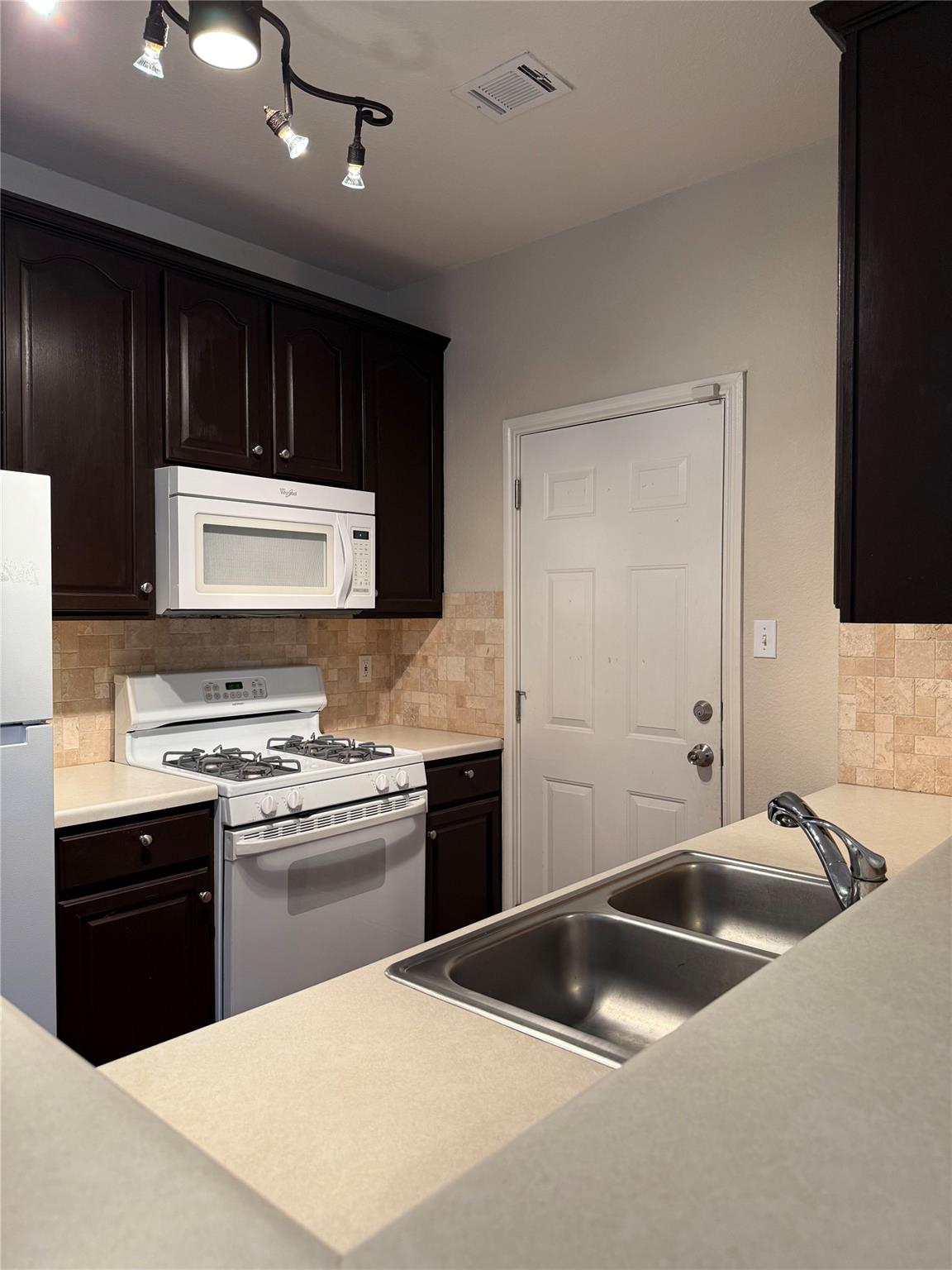 2100 Pipers Field Dr # 21, Austin, TX 78758