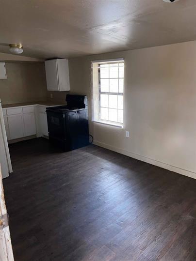 1000 Chihuahua St # B, Lockhart, TX 78644