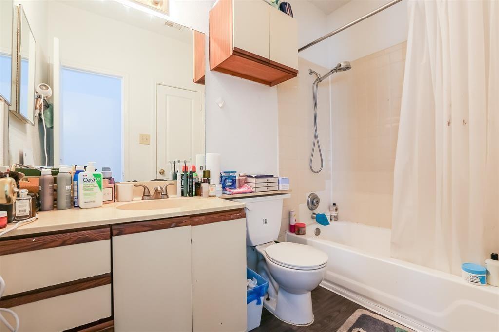 912 W 22nd St # 305, Austin, TX 78705