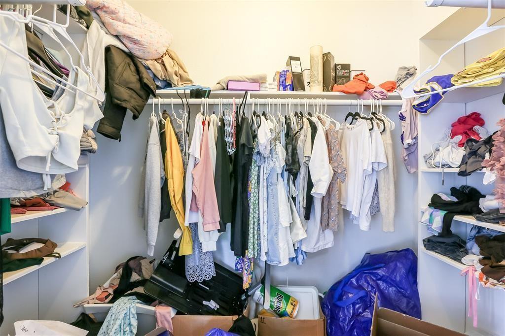 912 W 22nd St # 305, Austin, TX 78705