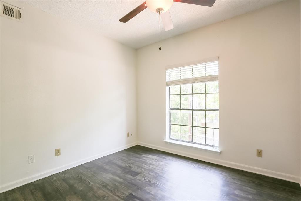 912 W 22nd St # 305, Austin, TX 78705