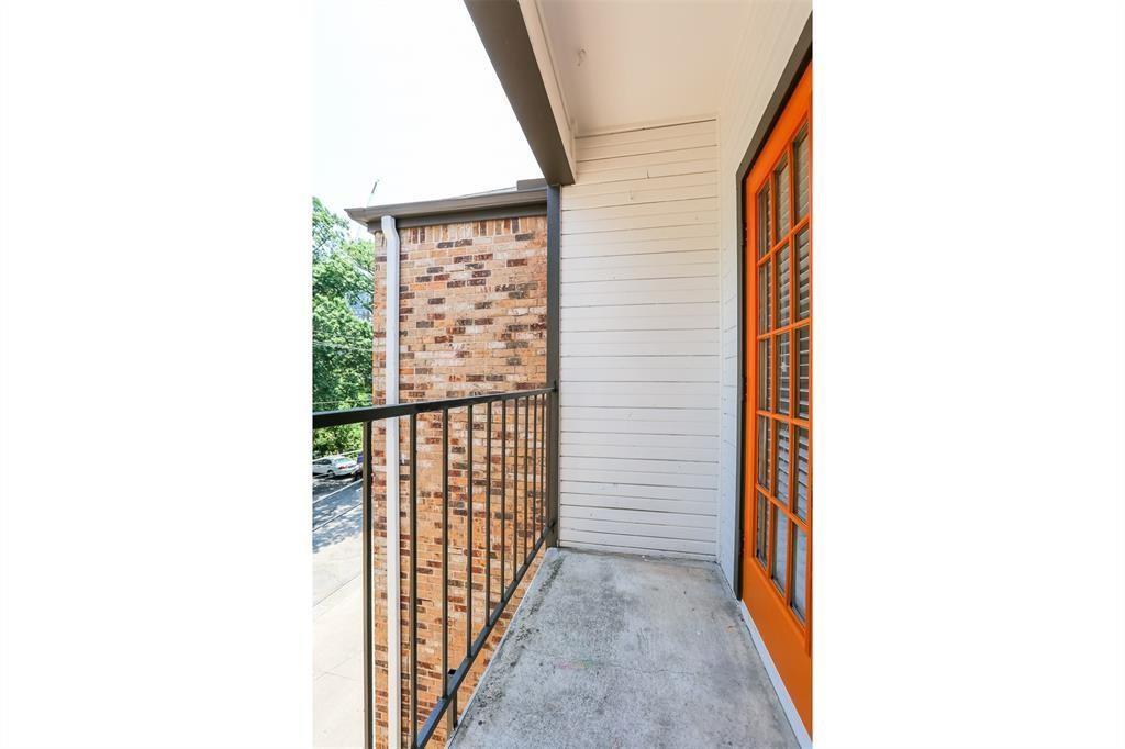 912 W 22nd St # 305, Austin, TX 78705