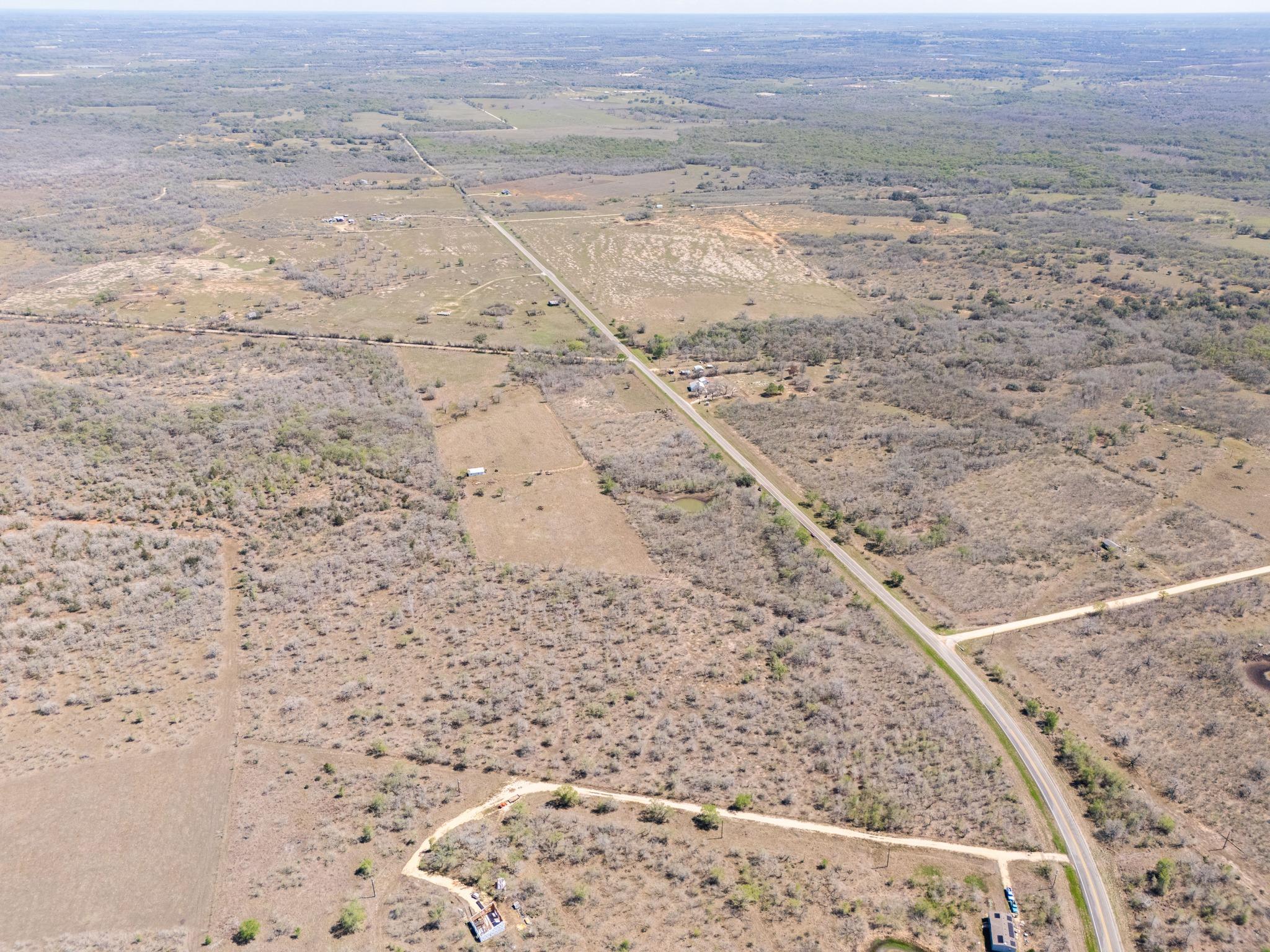 000 FM 2814, Waelder, TX 78959