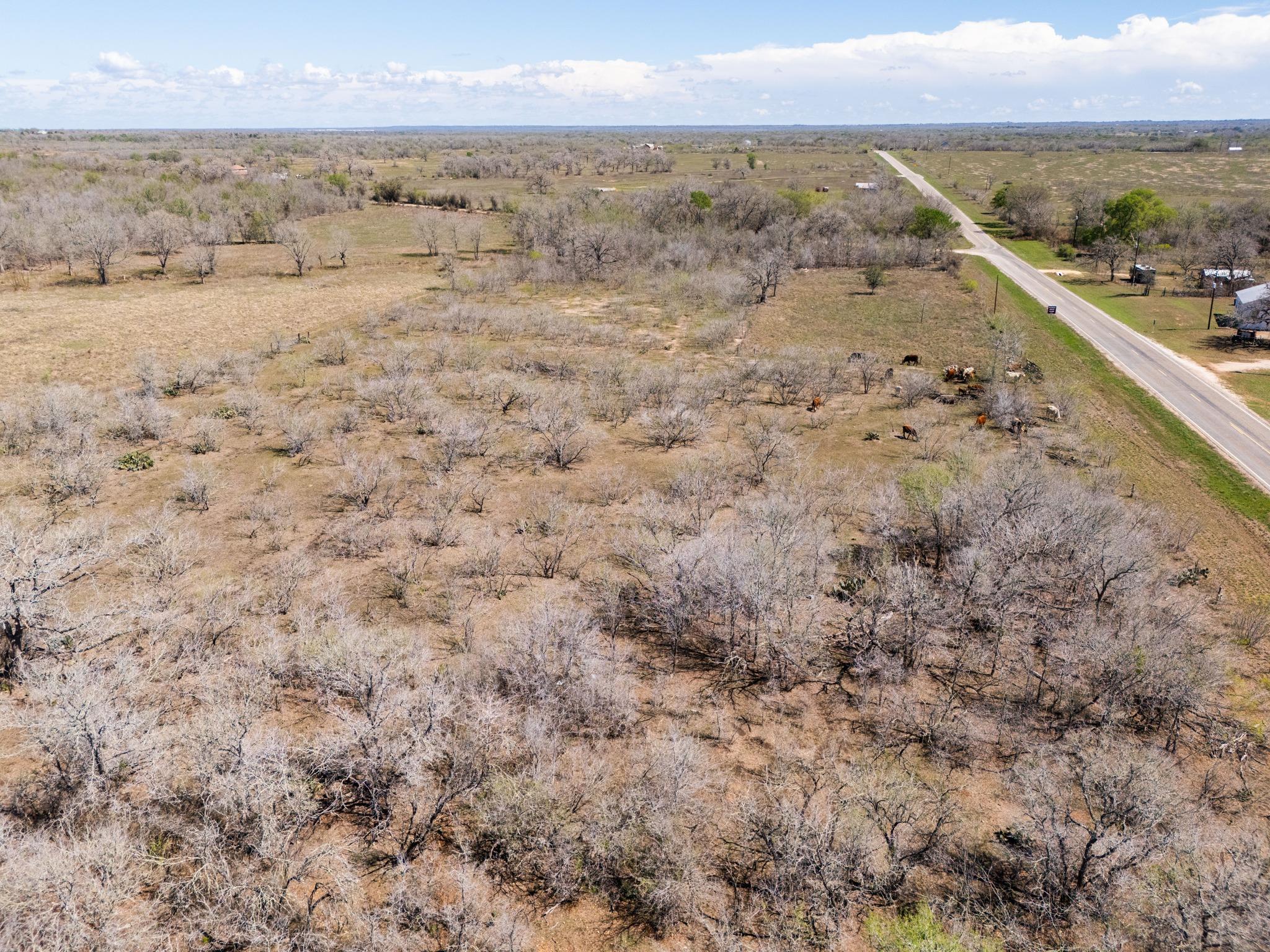 000 FM 2814, Waelder, TX 78959