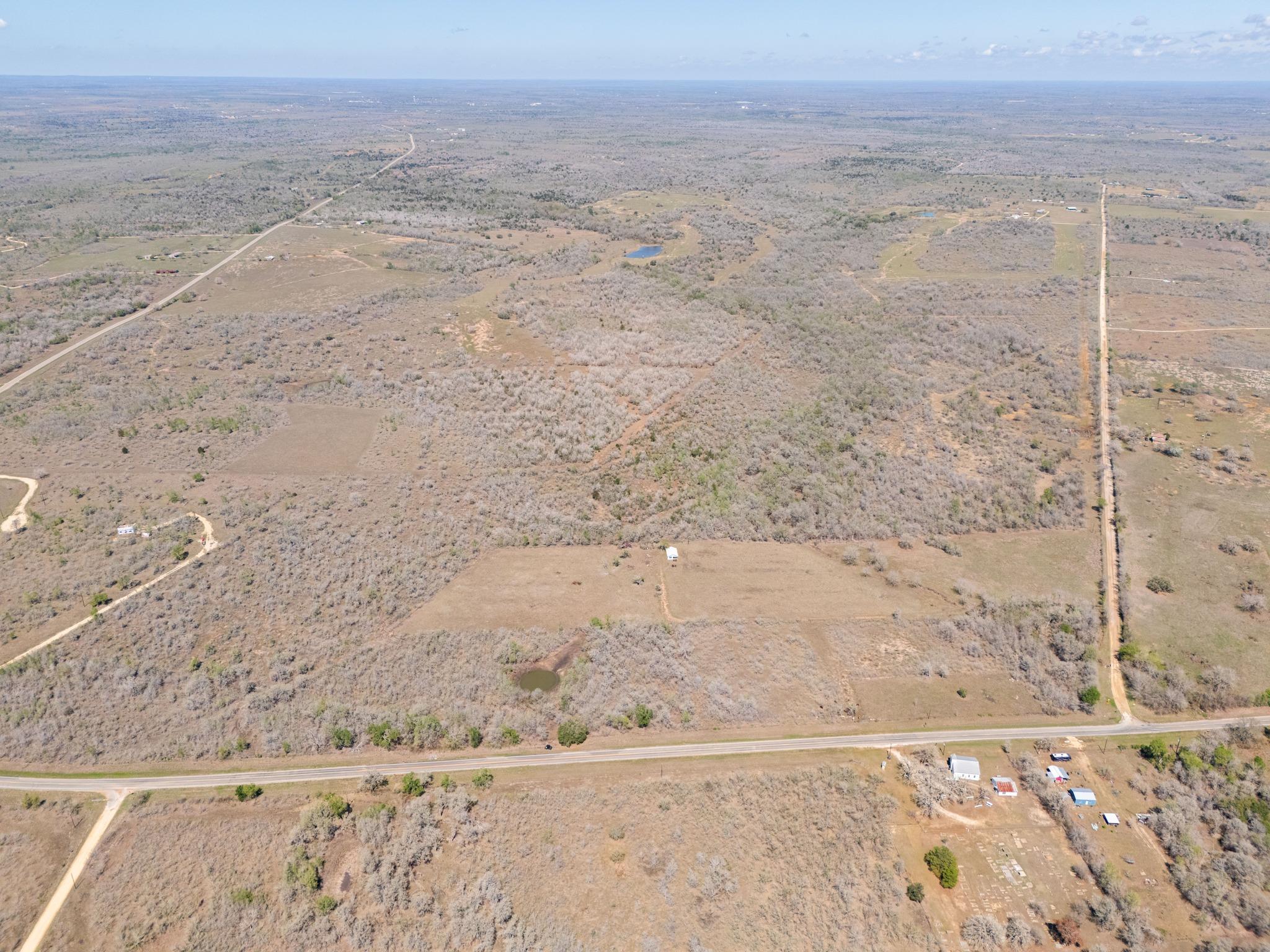 000 FM 2814, Waelder, TX 78959