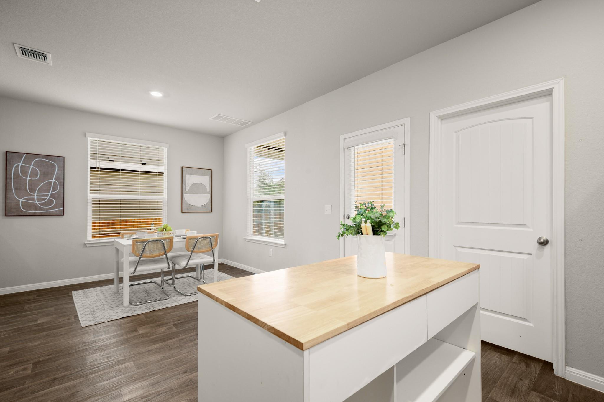 1709 Arborside Dr, Austin, TX 78754