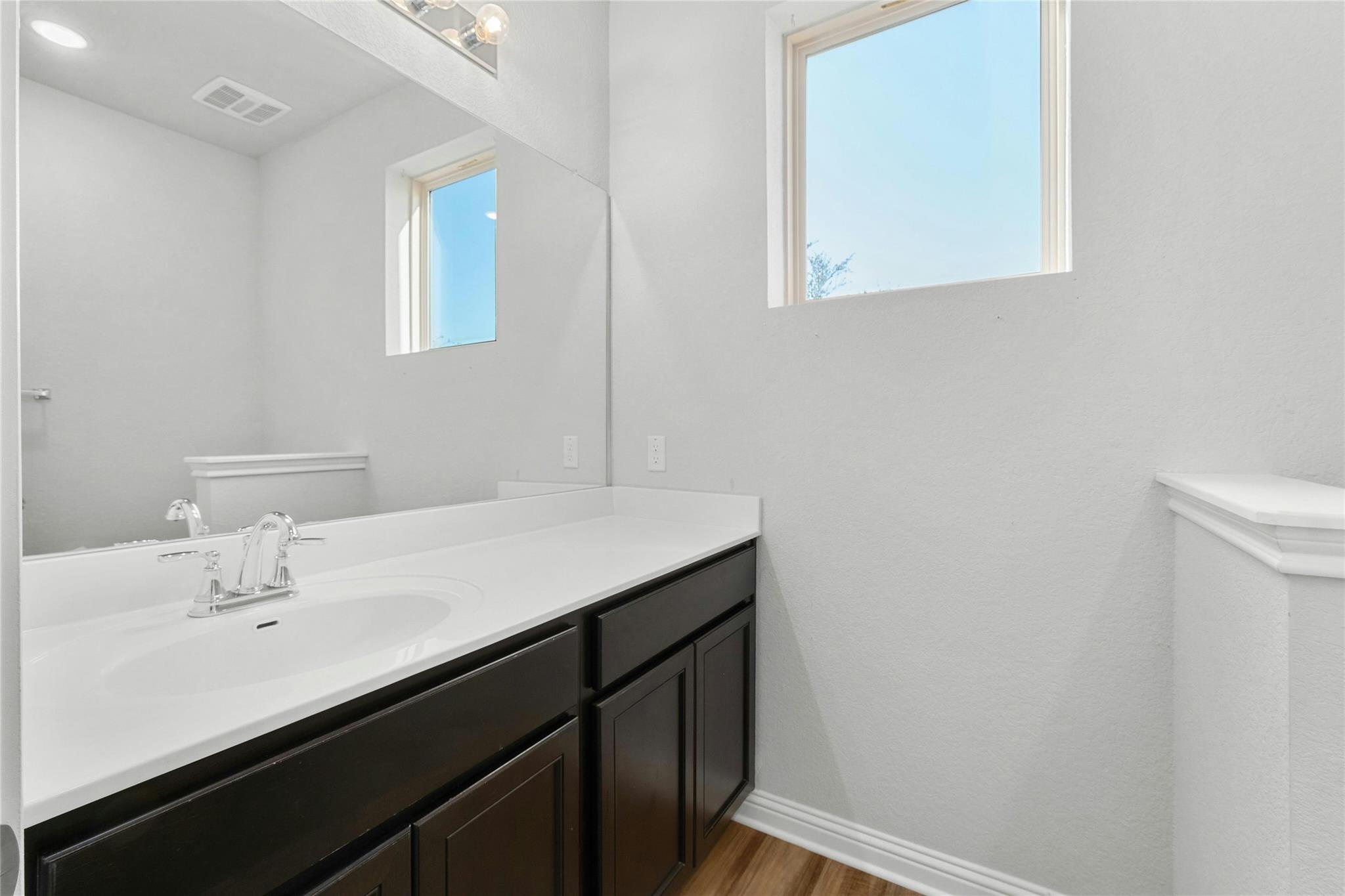 8101 Frida Bnd, Austin, TX 78744