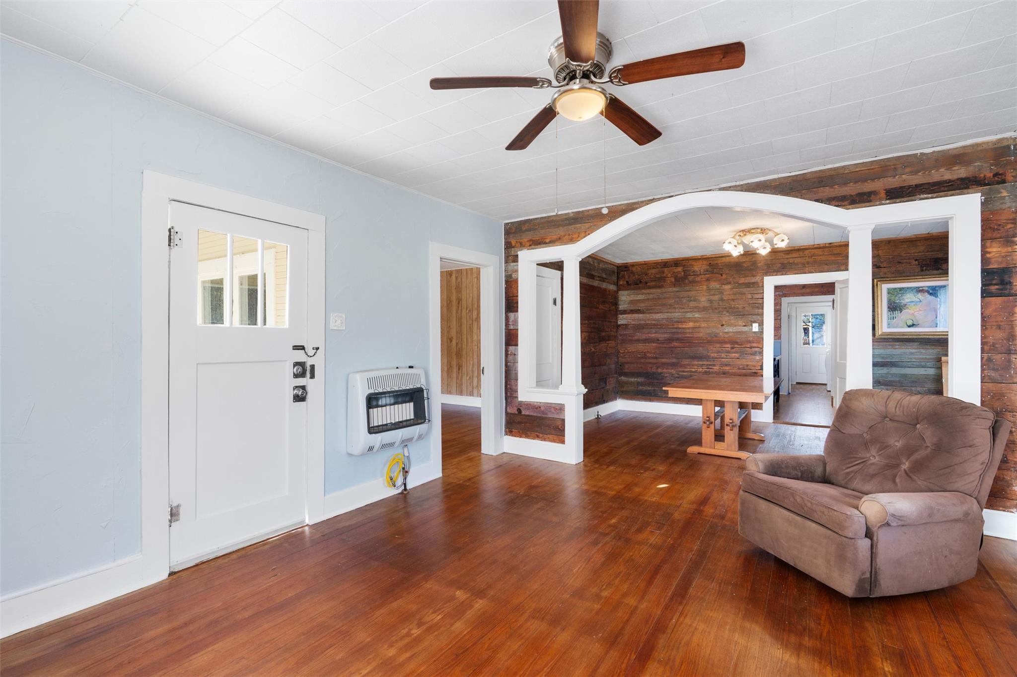 408 S Gabriel St, Granger, TX 76530