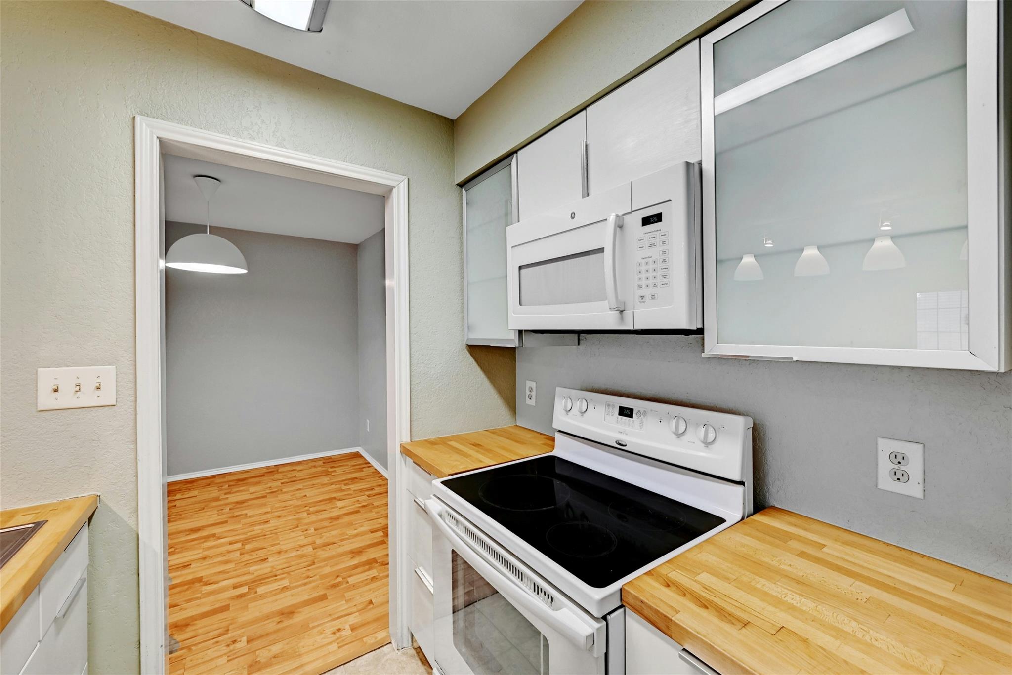 1202 Thorpe Ln # 508, San Marcos, TX 78666