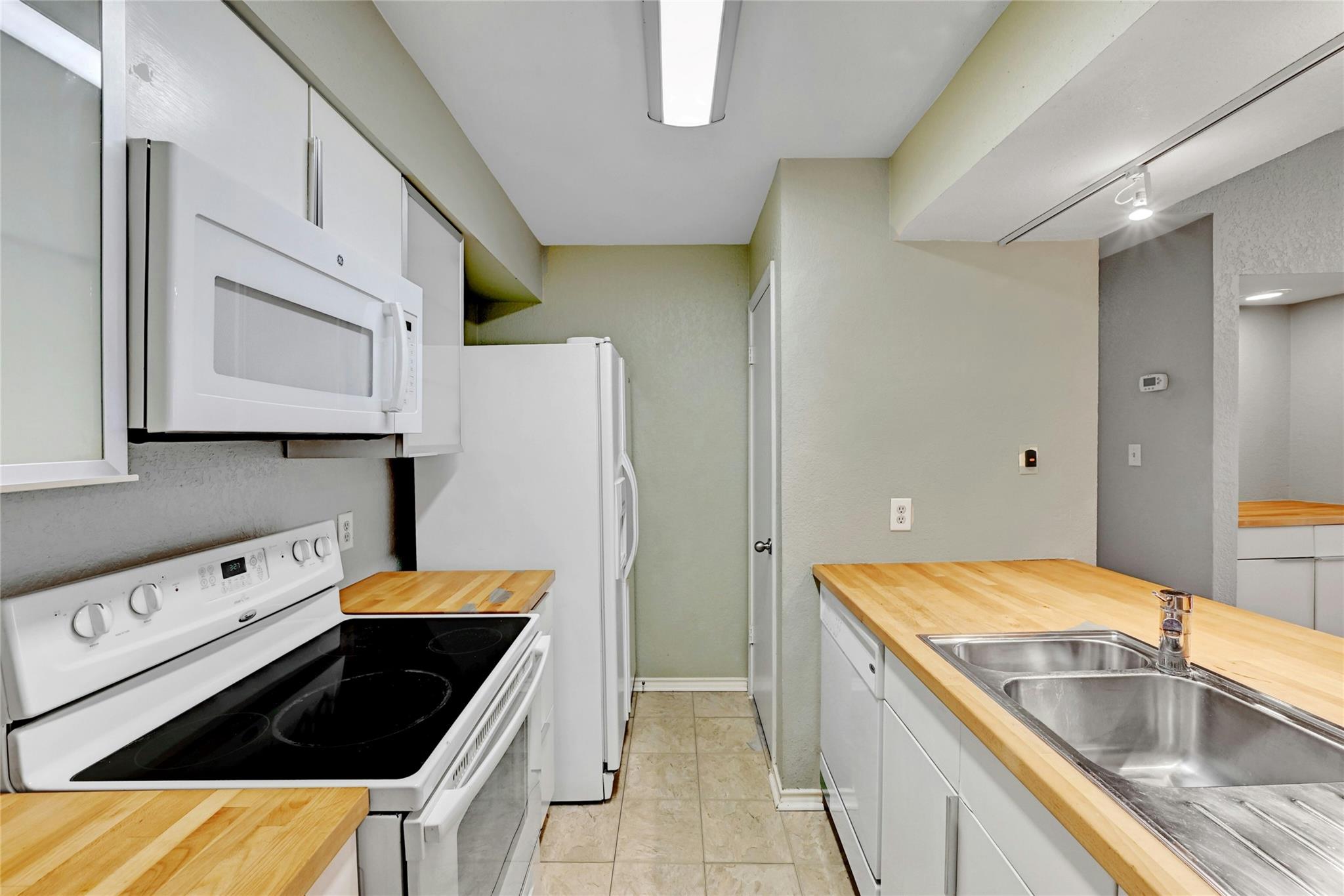 1202 Thorpe Ln # 508, San Marcos, TX 78666