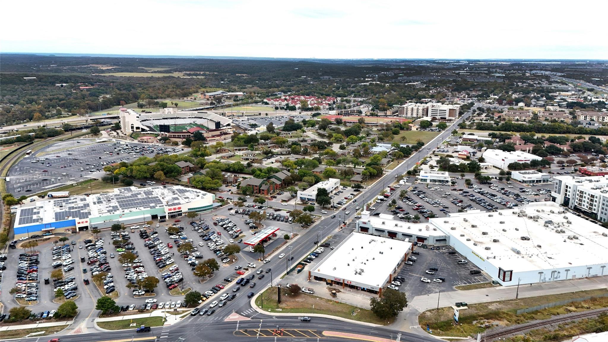 1202 Thorpe Ln # 508, San Marcos, TX 78666