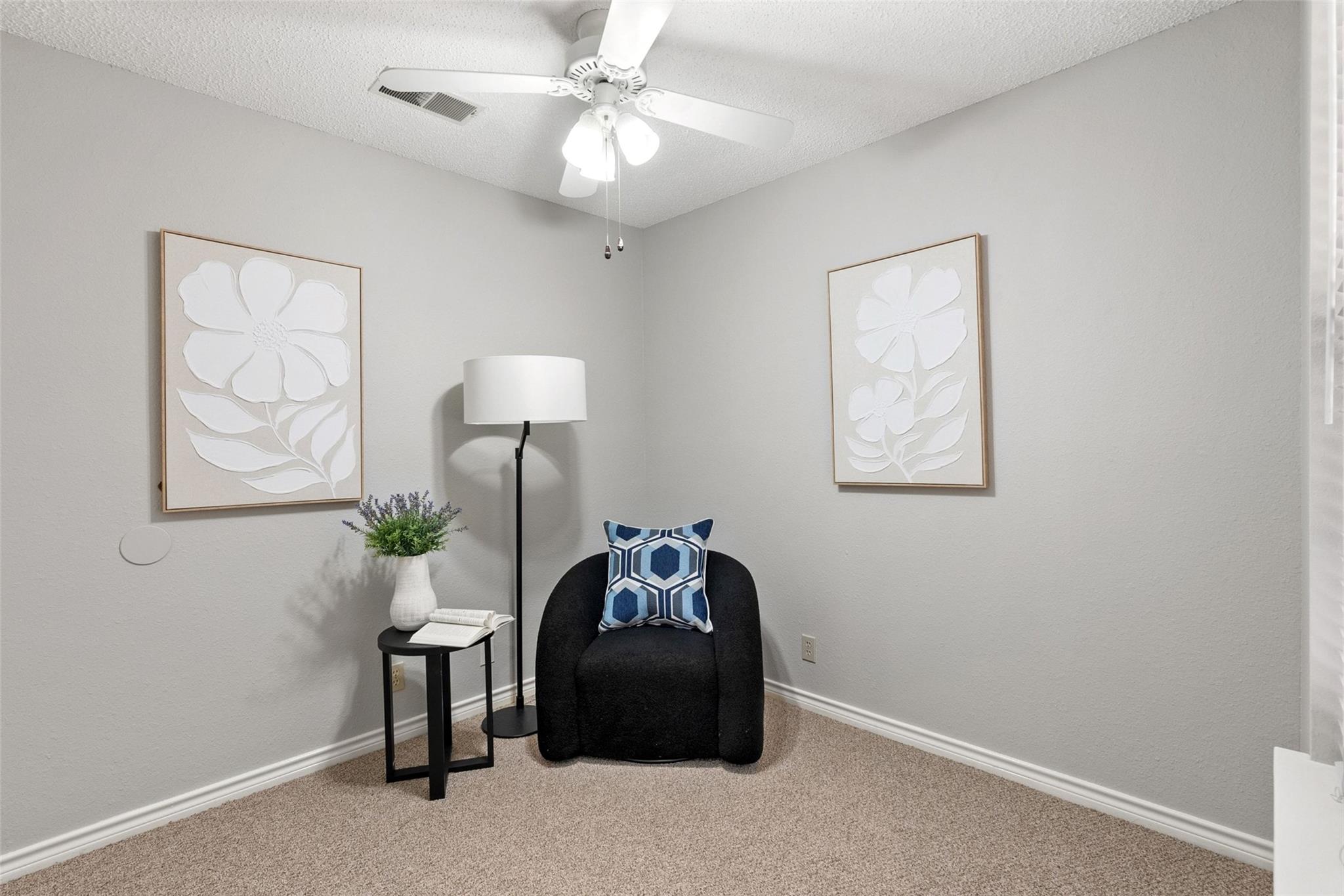 410 Village Ln, Buda, TX 78610