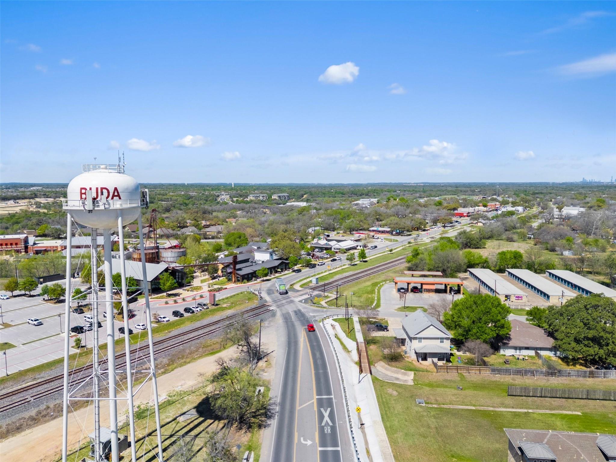 410 Village Ln, Buda, TX 78610