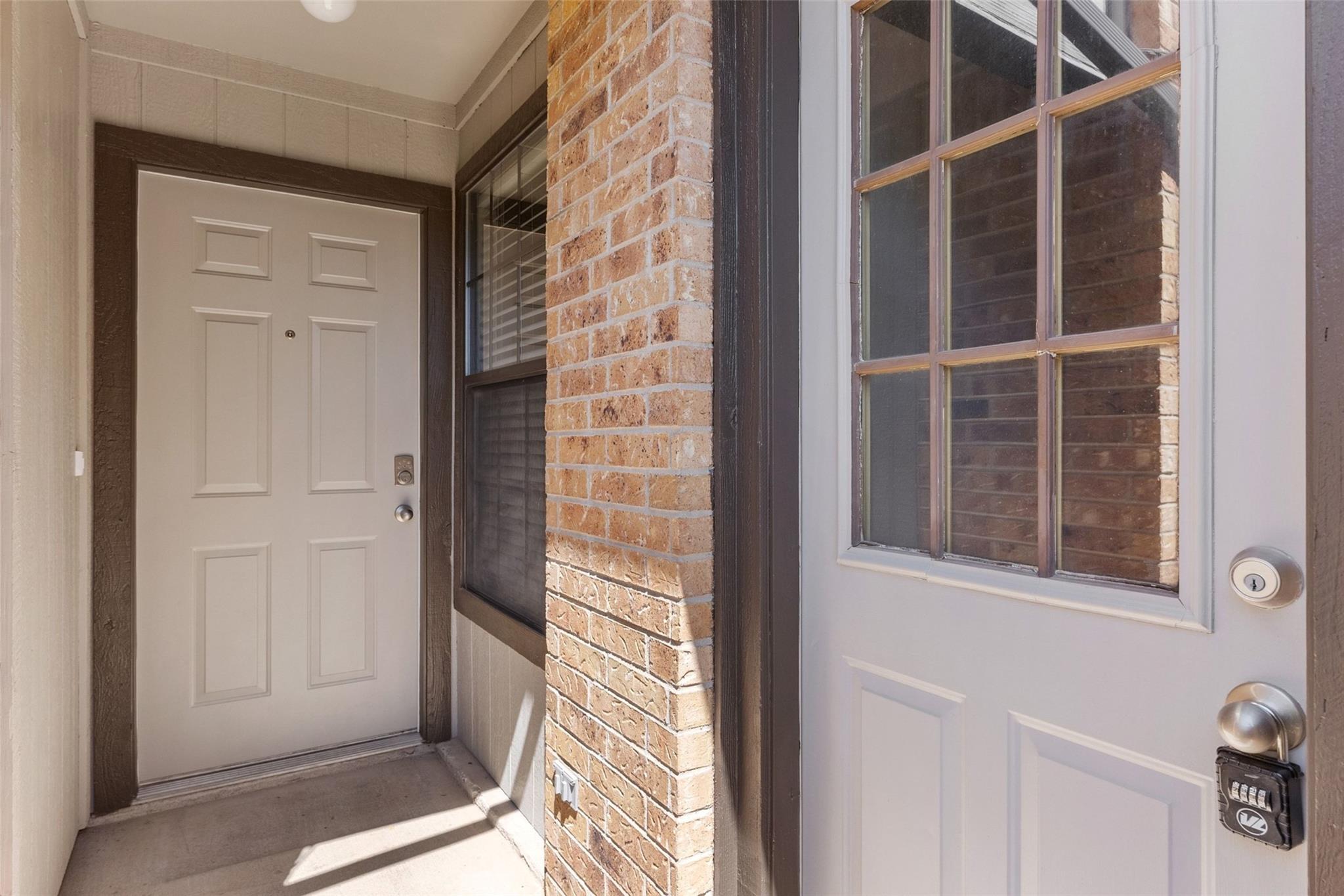 410 Village Ln, Buda, TX 78610