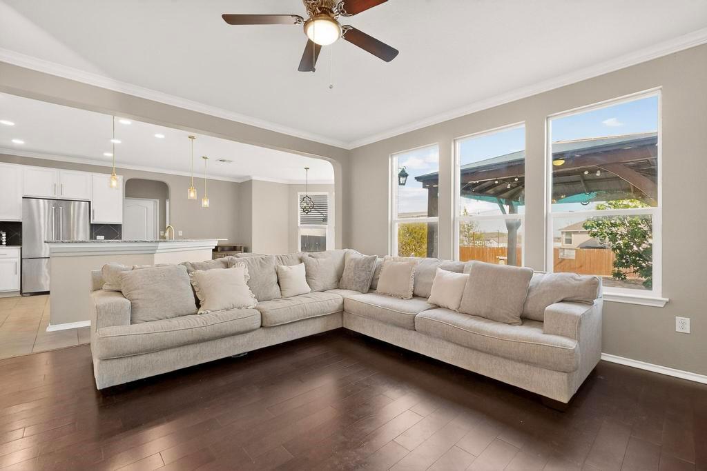 7509 Nunsland Dr, Austin, TX 78744