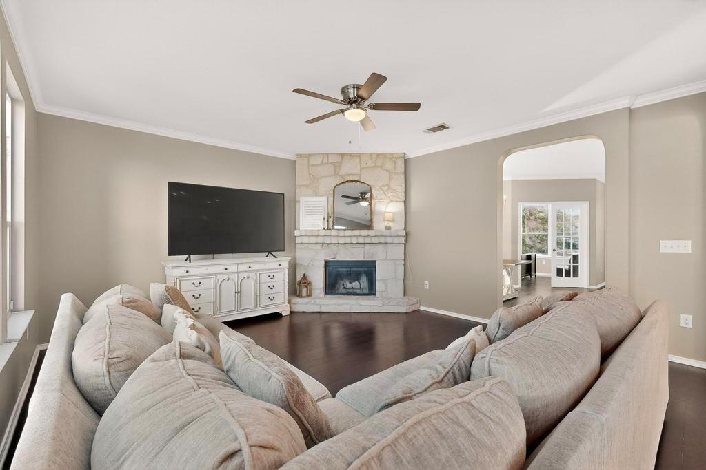 7509 Nunsland Dr, Austin, TX 78744