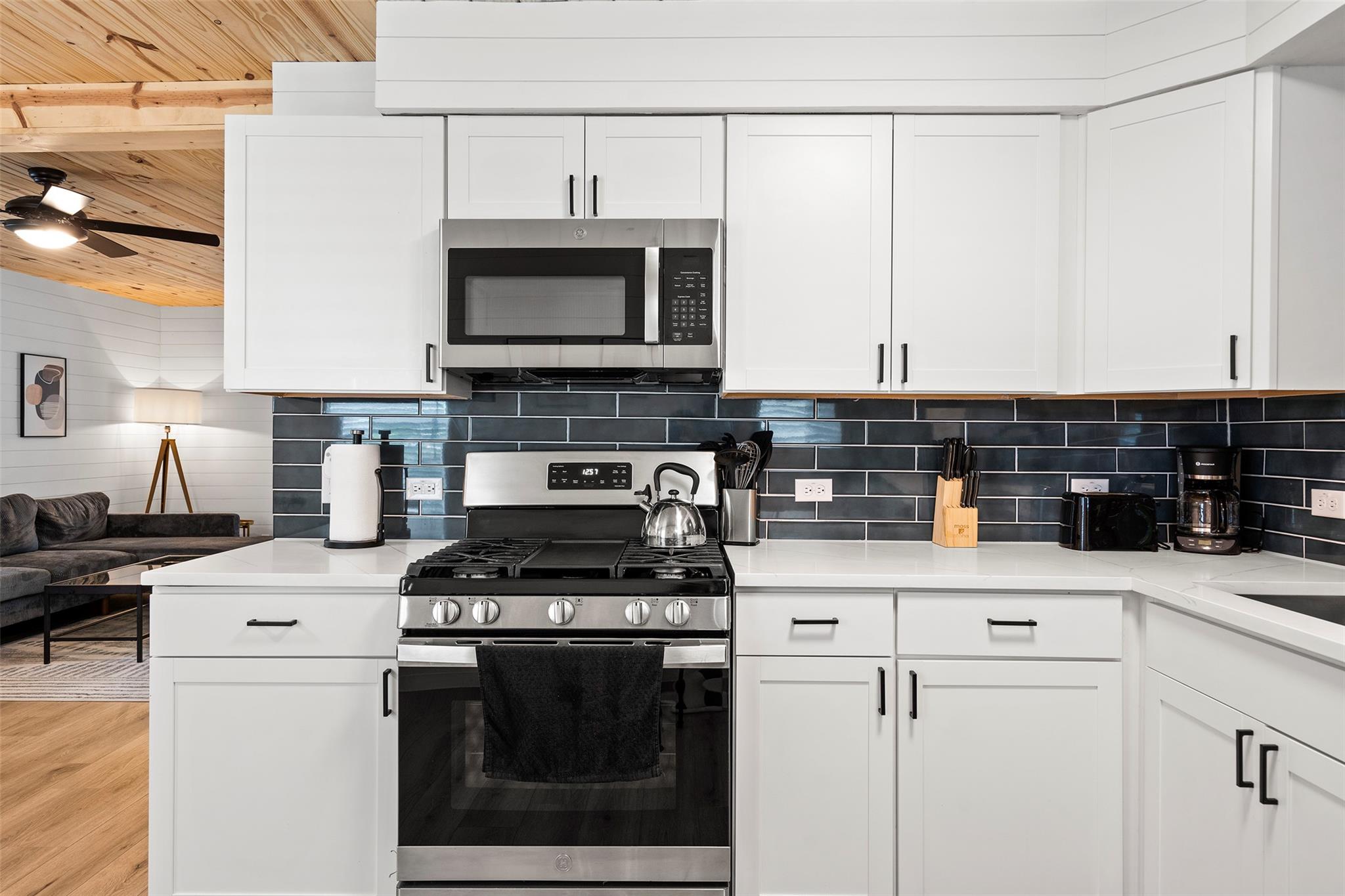 3002 Brinwood Ave, Austin, TX 78704