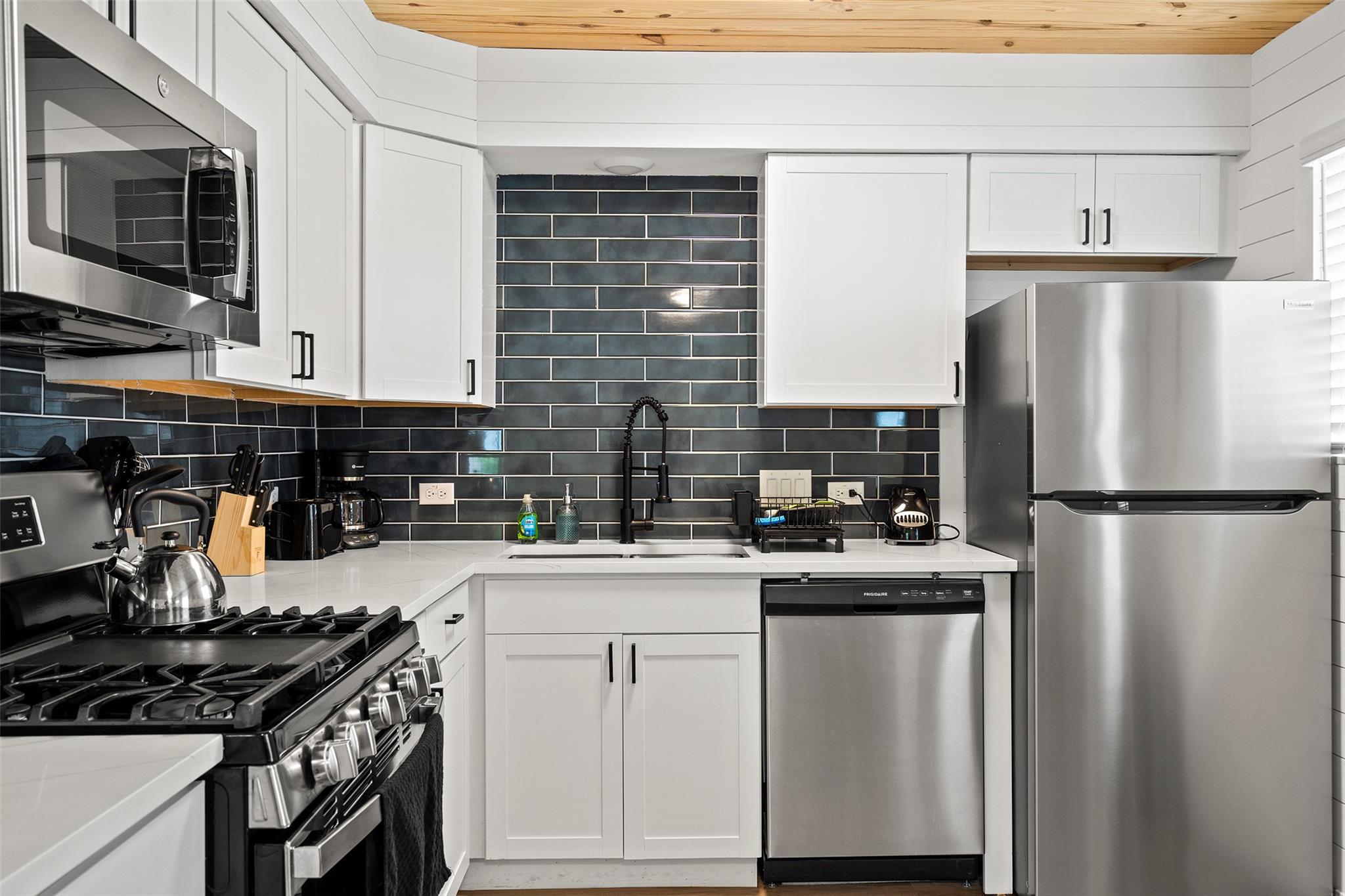 3002 Brinwood Ave, Austin, TX 78704