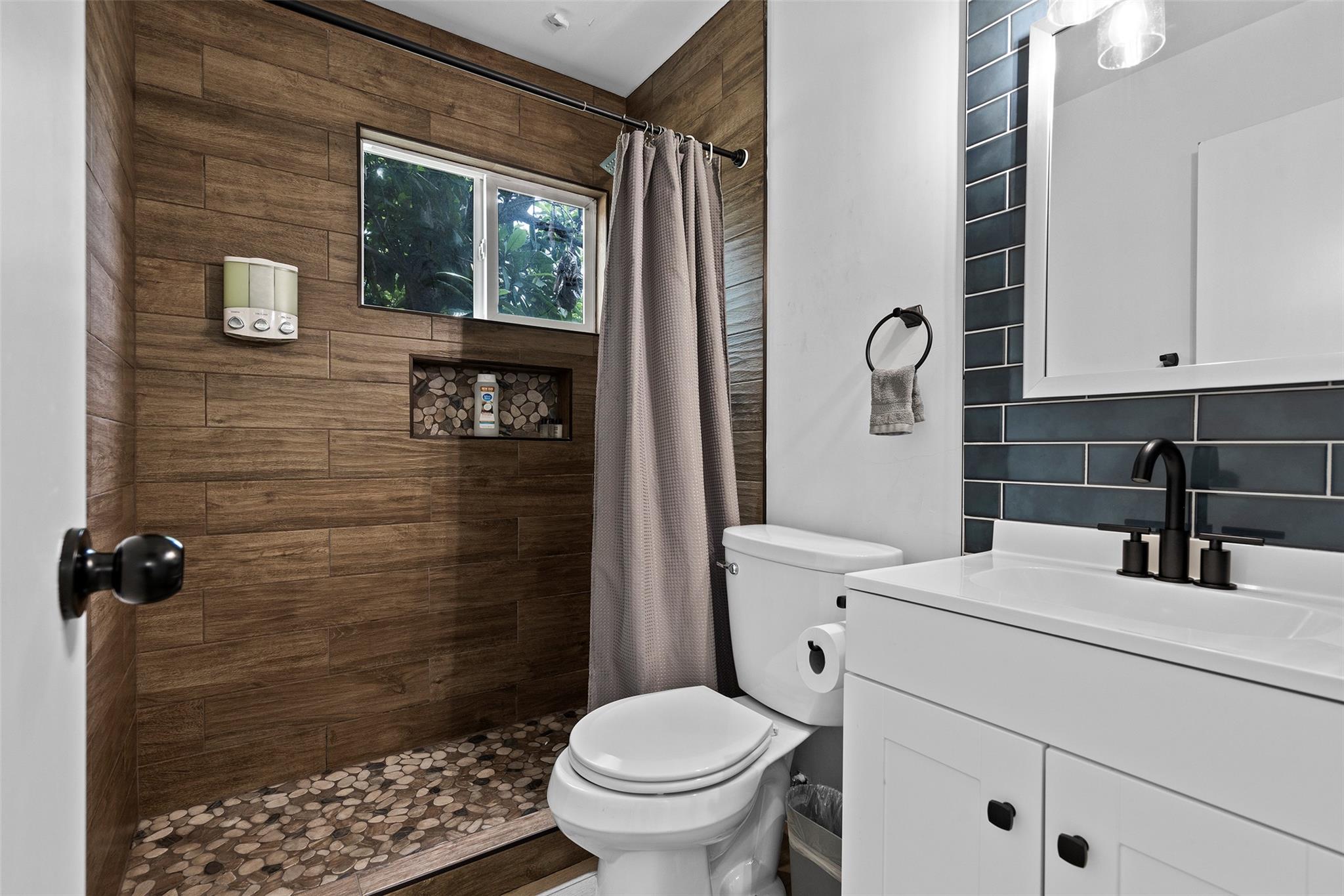 3002 Brinwood Ave, Austin, TX 78704