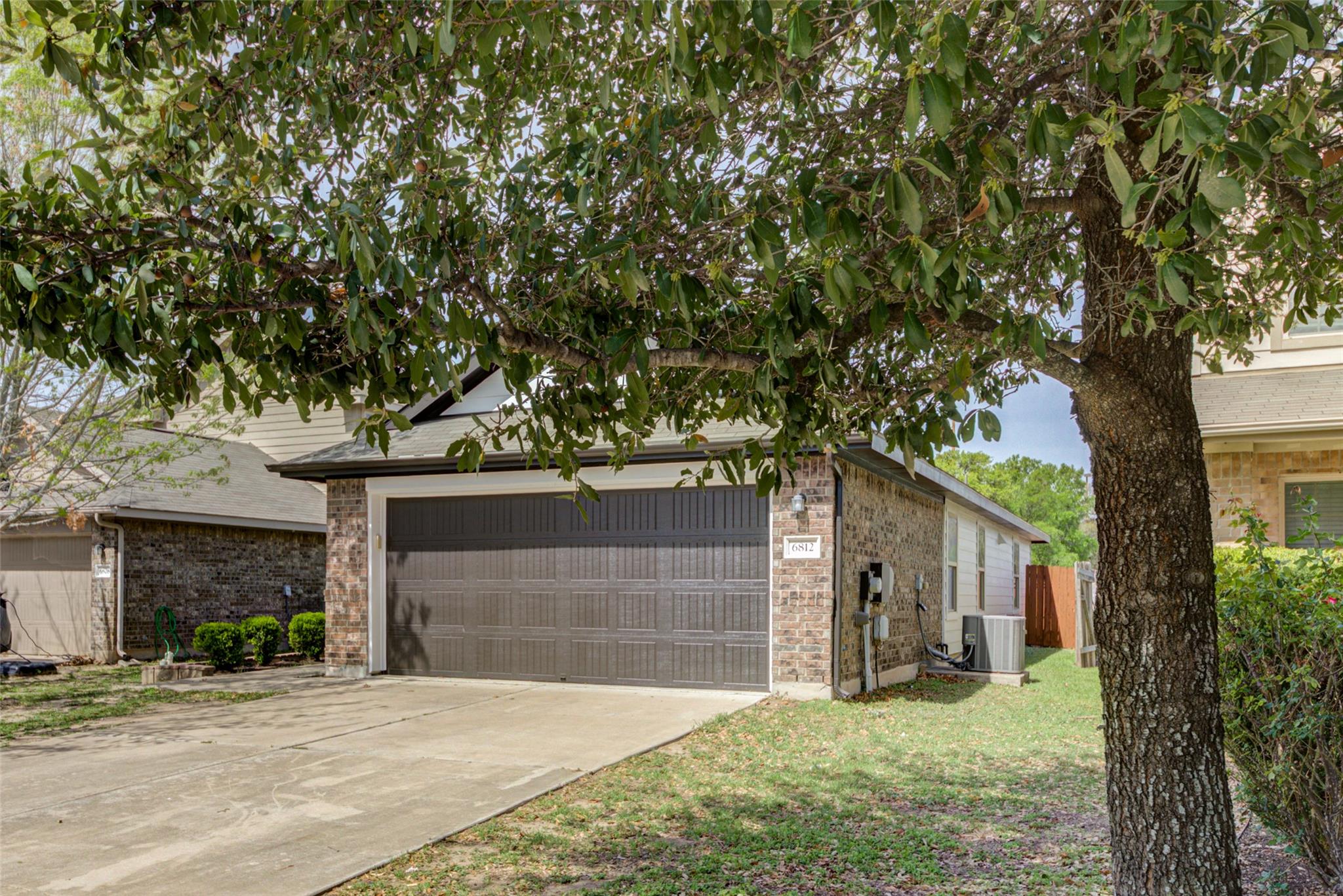 6812 Crestone Rd, Austin, TX 78744