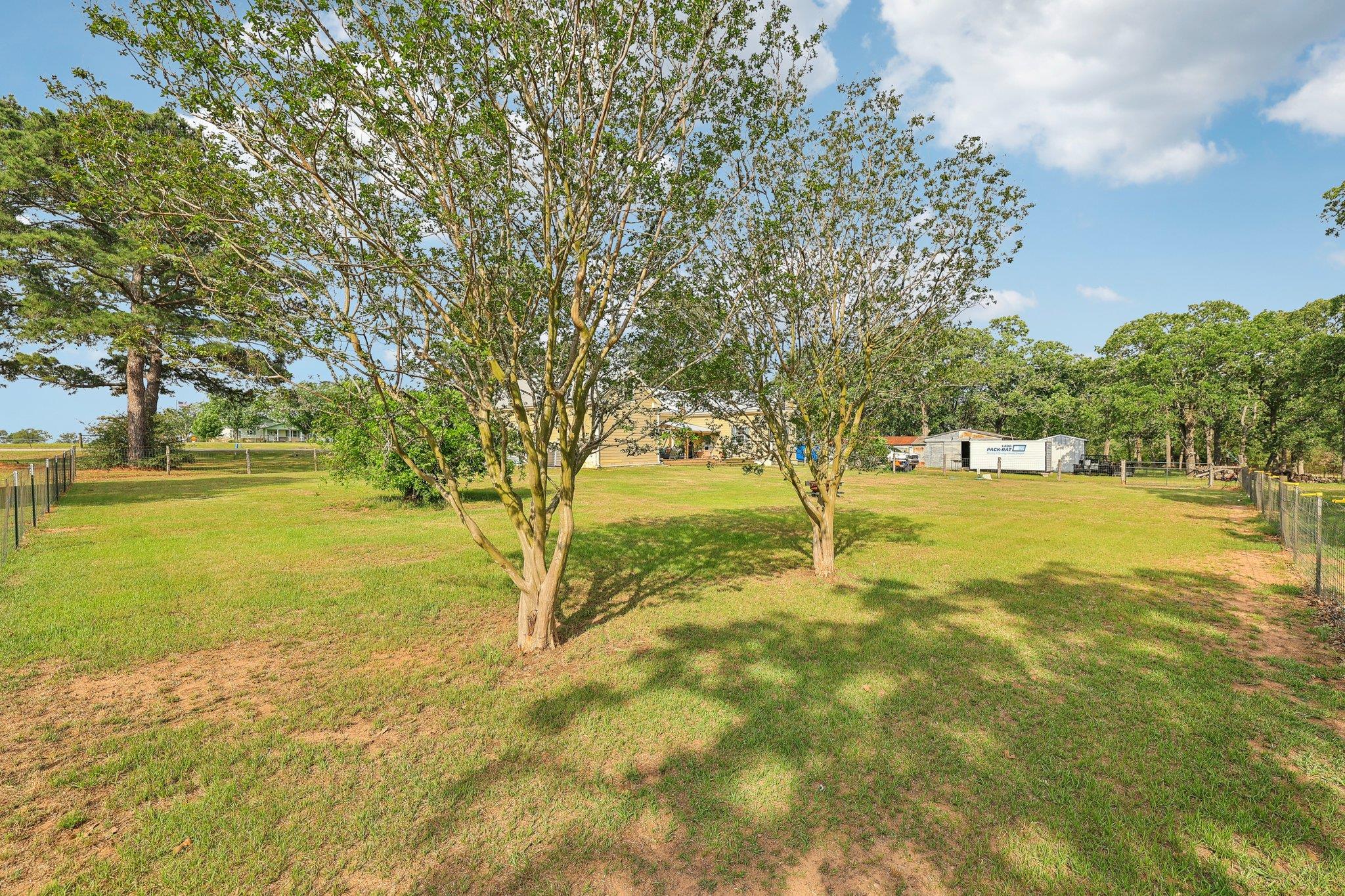 1200 County Road 211, Giddings, TX 78942