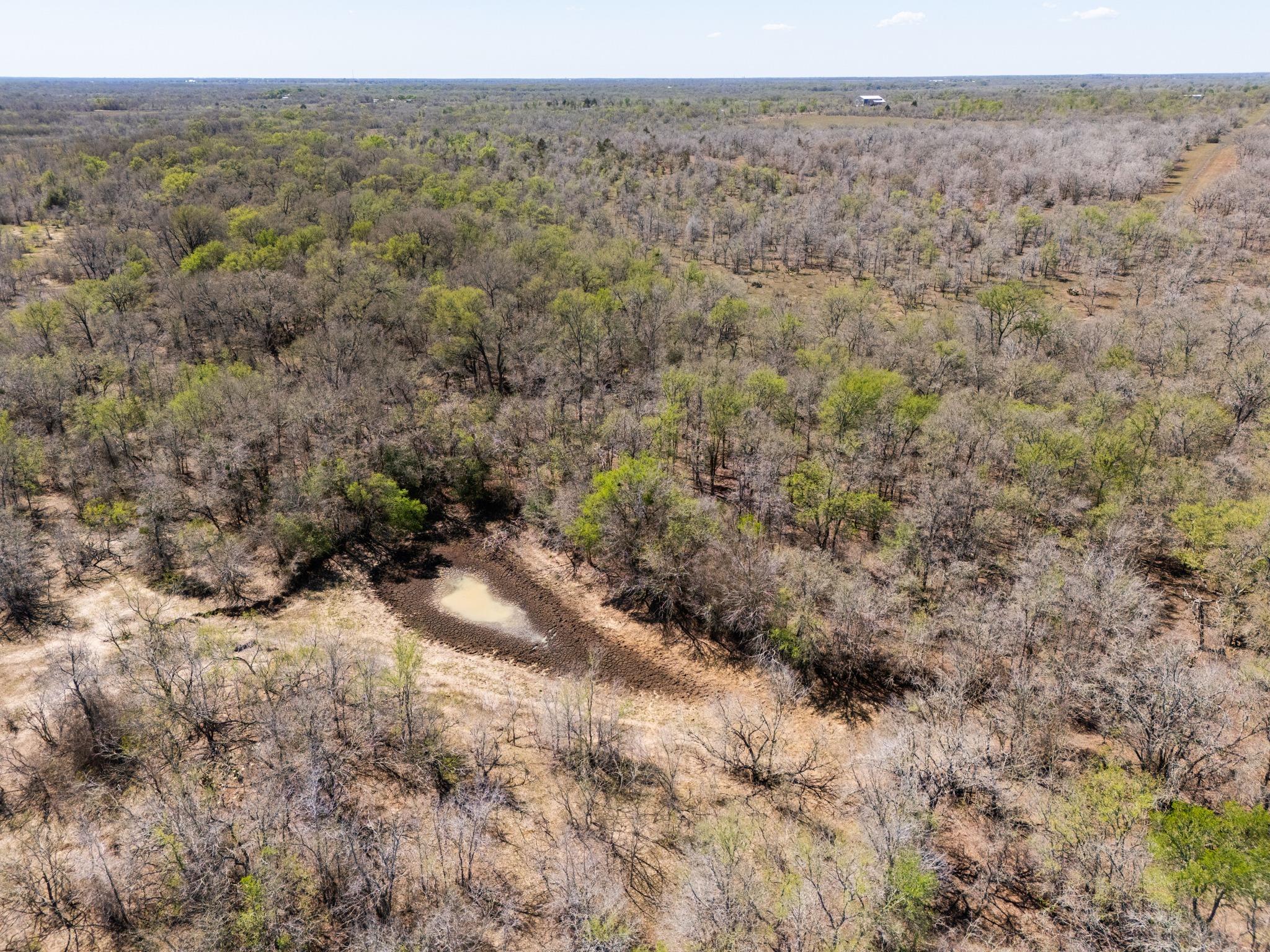 000 Cr 420, Waelder, TX 78959