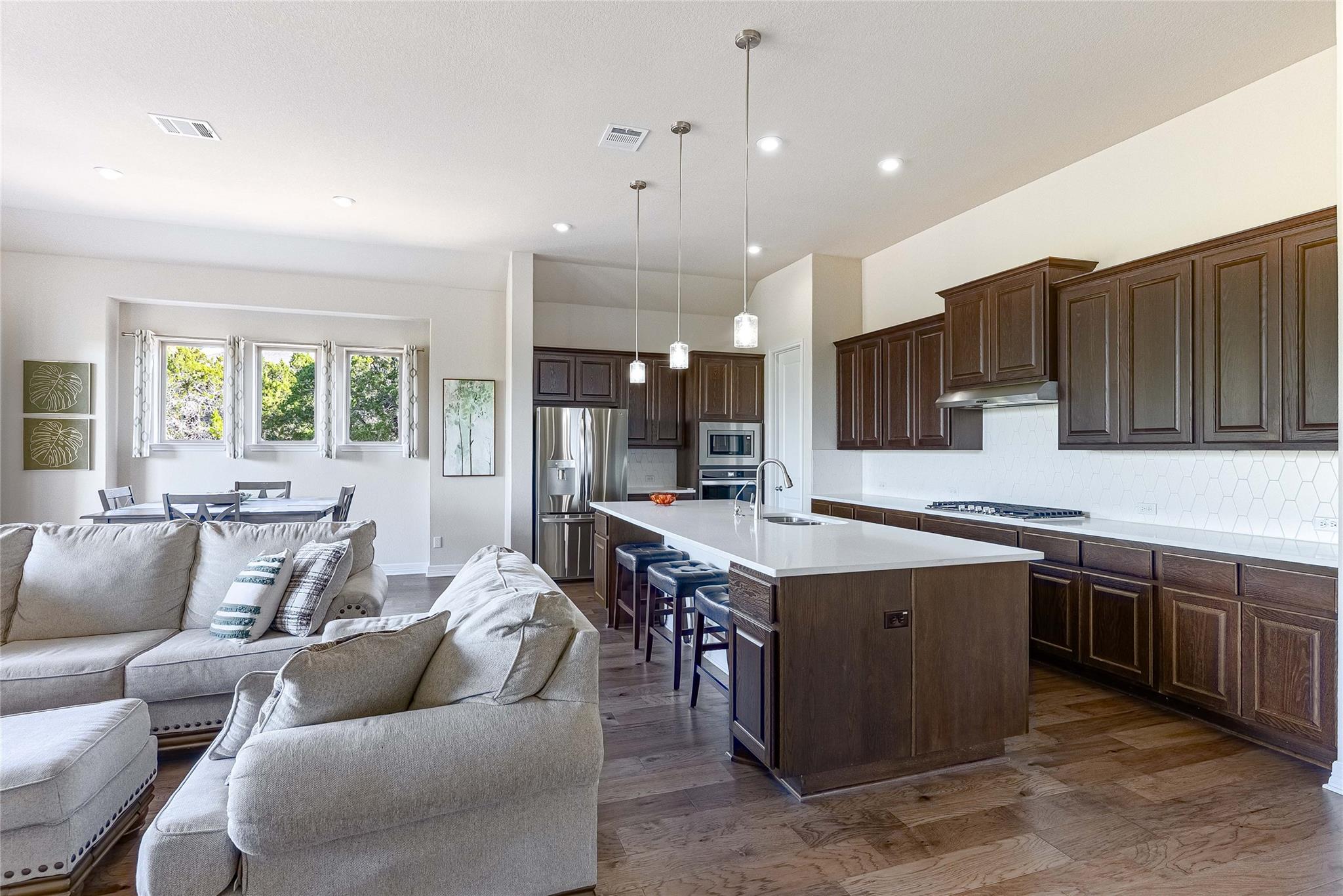 6800 Little Serenity Cv, Jonestown, TX 78645