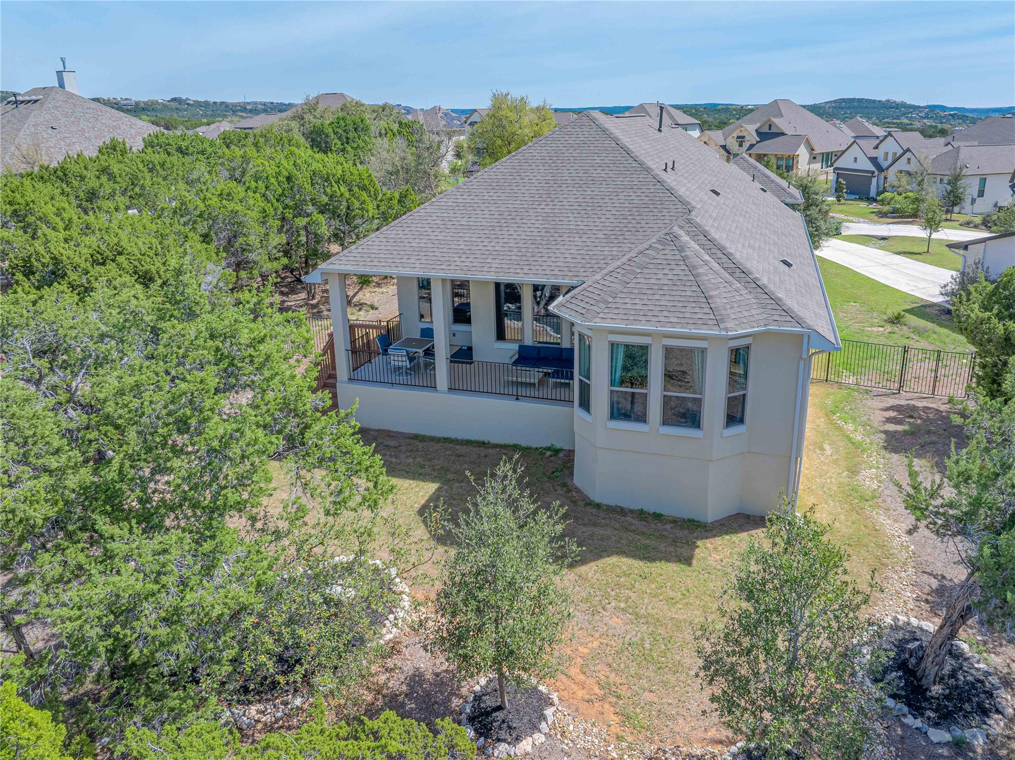 6800 Little Serenity Cv, Jonestown, TX 78645