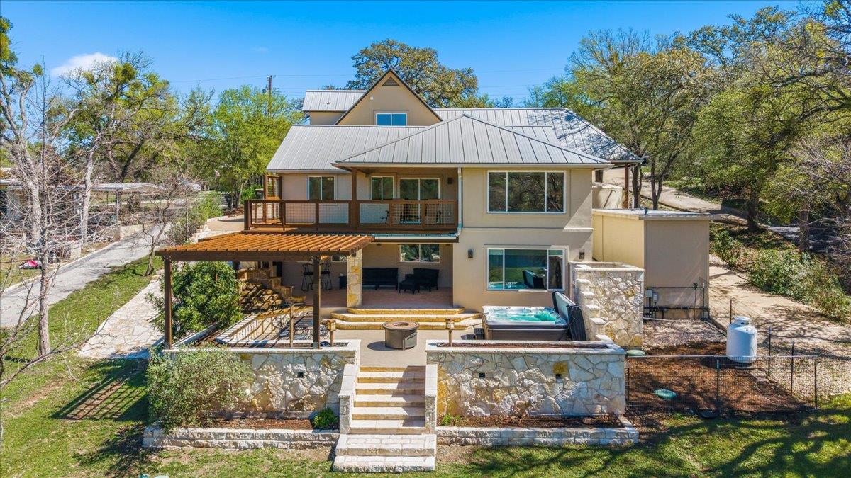 25207 Lake View Dr, Spicewood, TX 78669