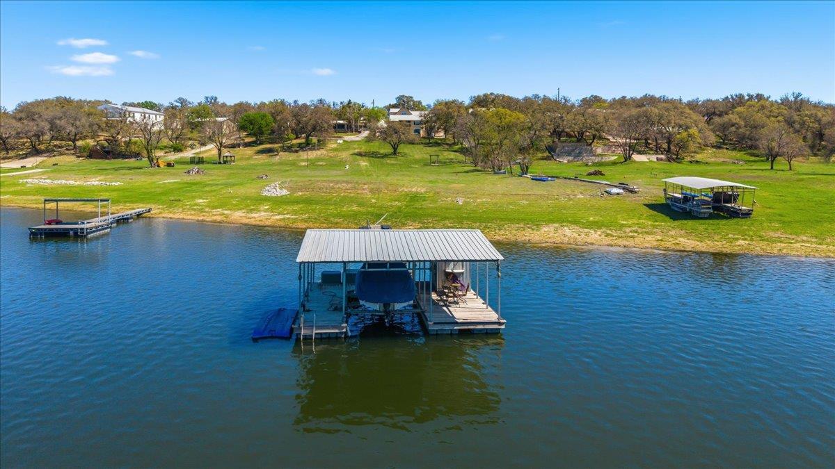 25207 Lake View Dr, Spicewood, TX 78669