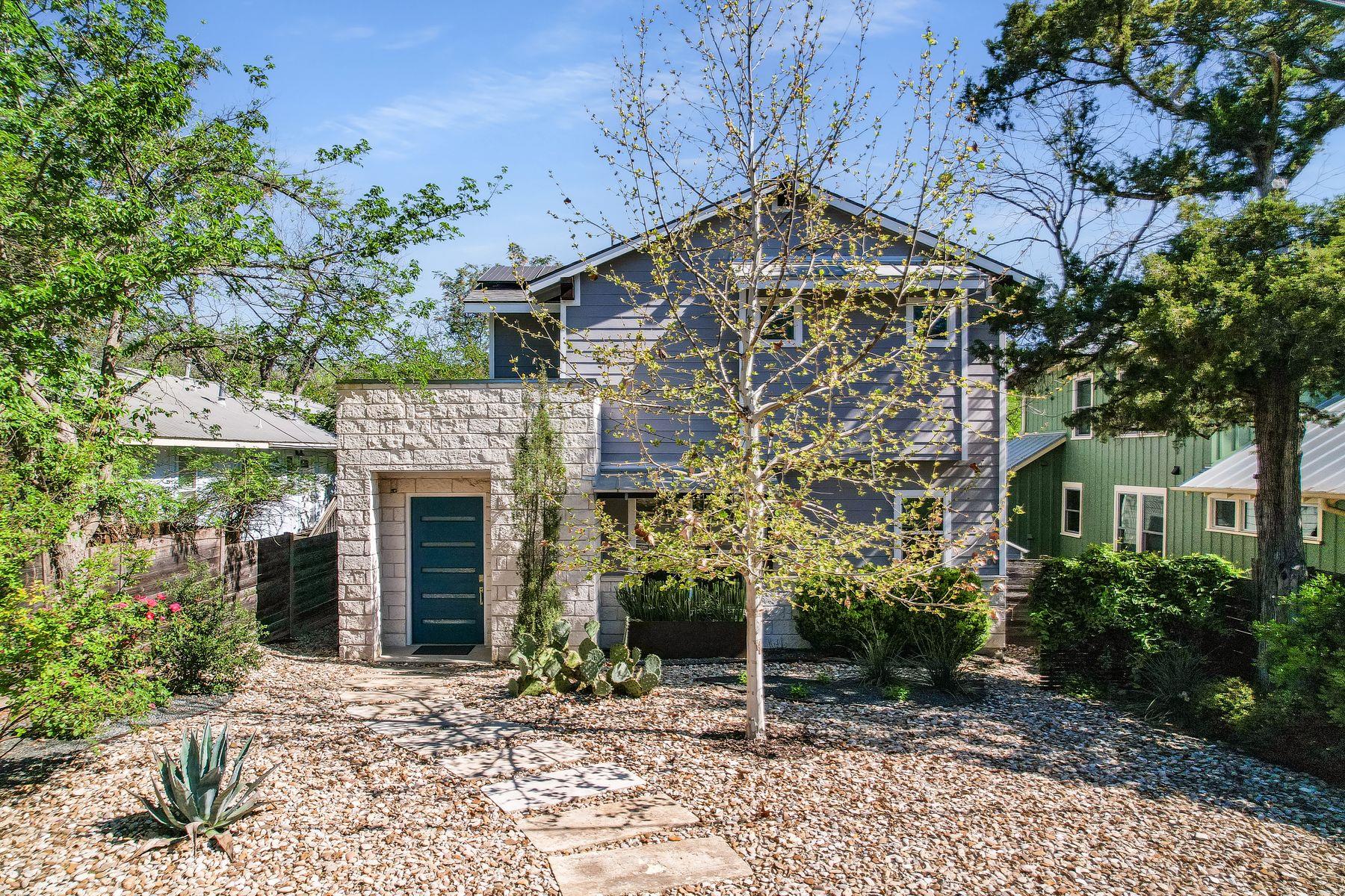 2100 E 10th St, Austin, TX 78702