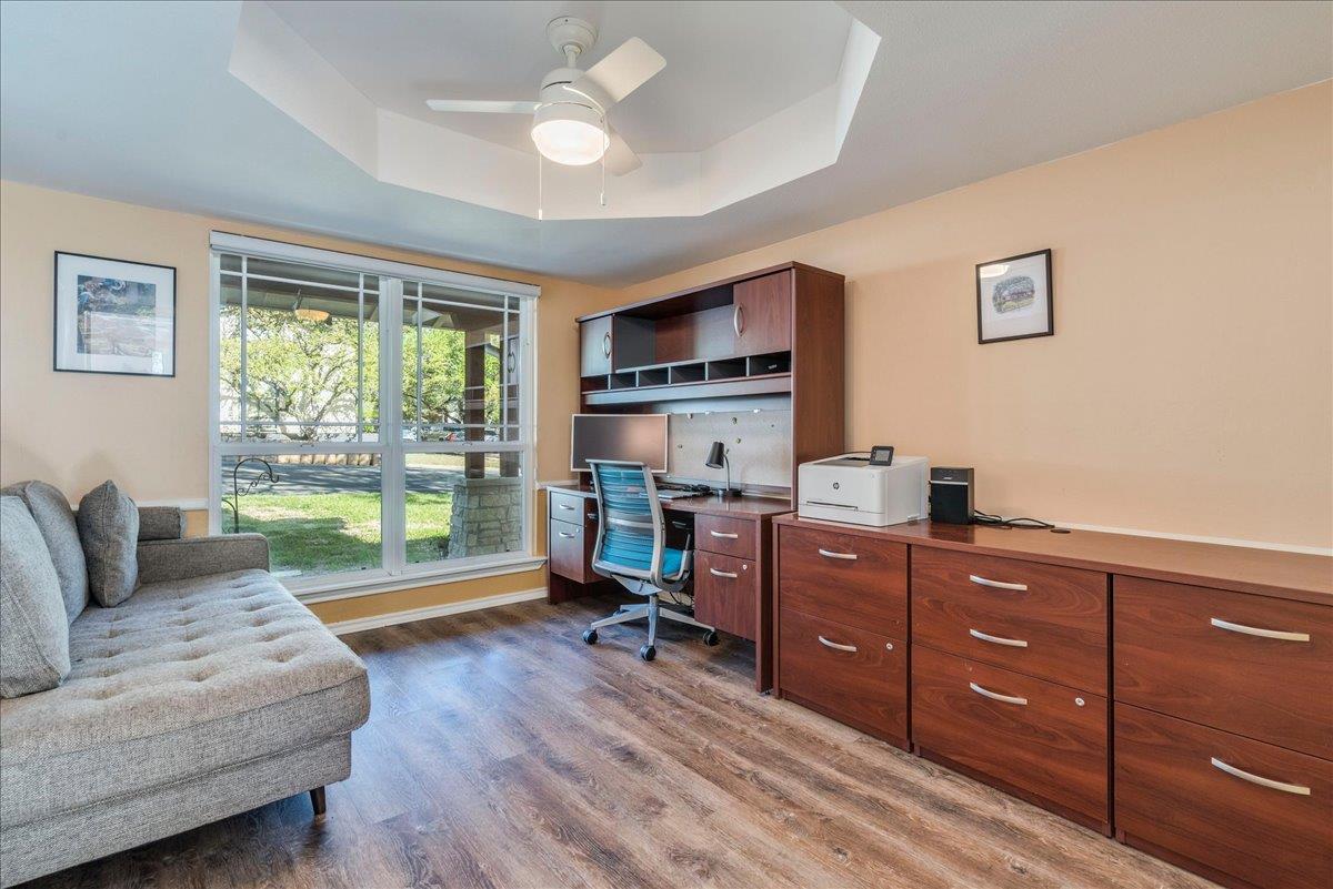 11107 Spicewood Pkwy, Austin, TX 78750