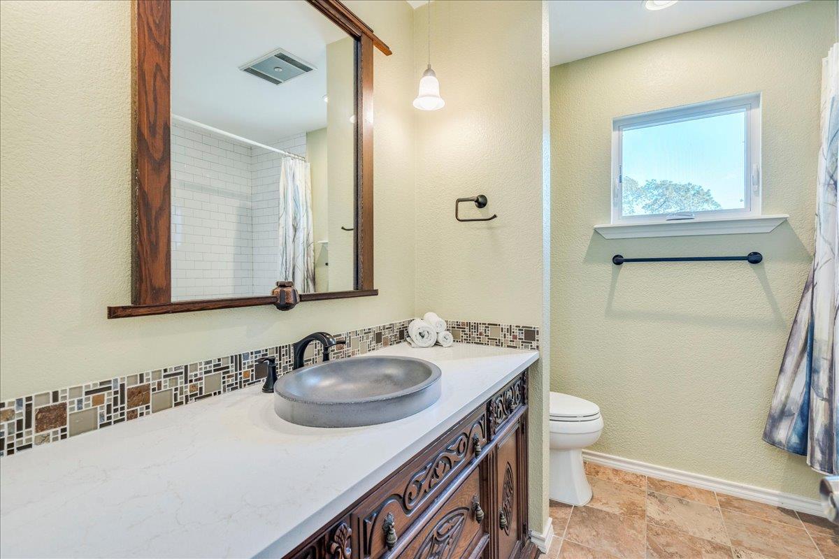 11107 Spicewood Pkwy, Austin, TX 78750