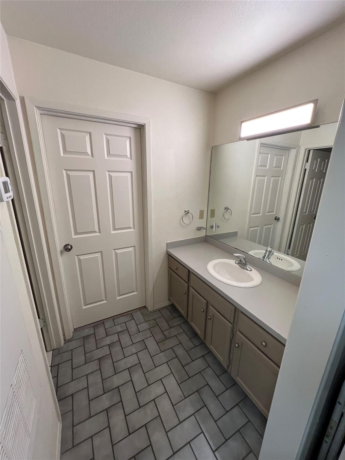 1905 SAN GABRIEL St # 201, Austin, TX 78705