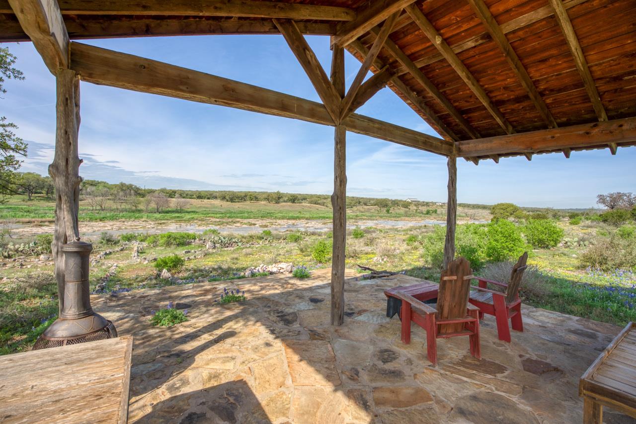 158 One River Pt E, Johnson City, TX 78636