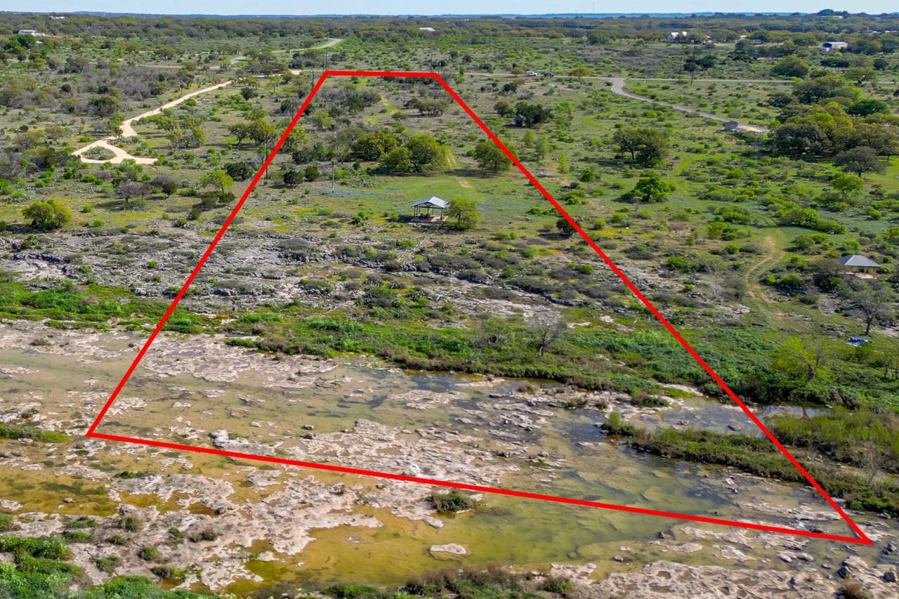 158 One River Pt E, Johnson City, TX 78636