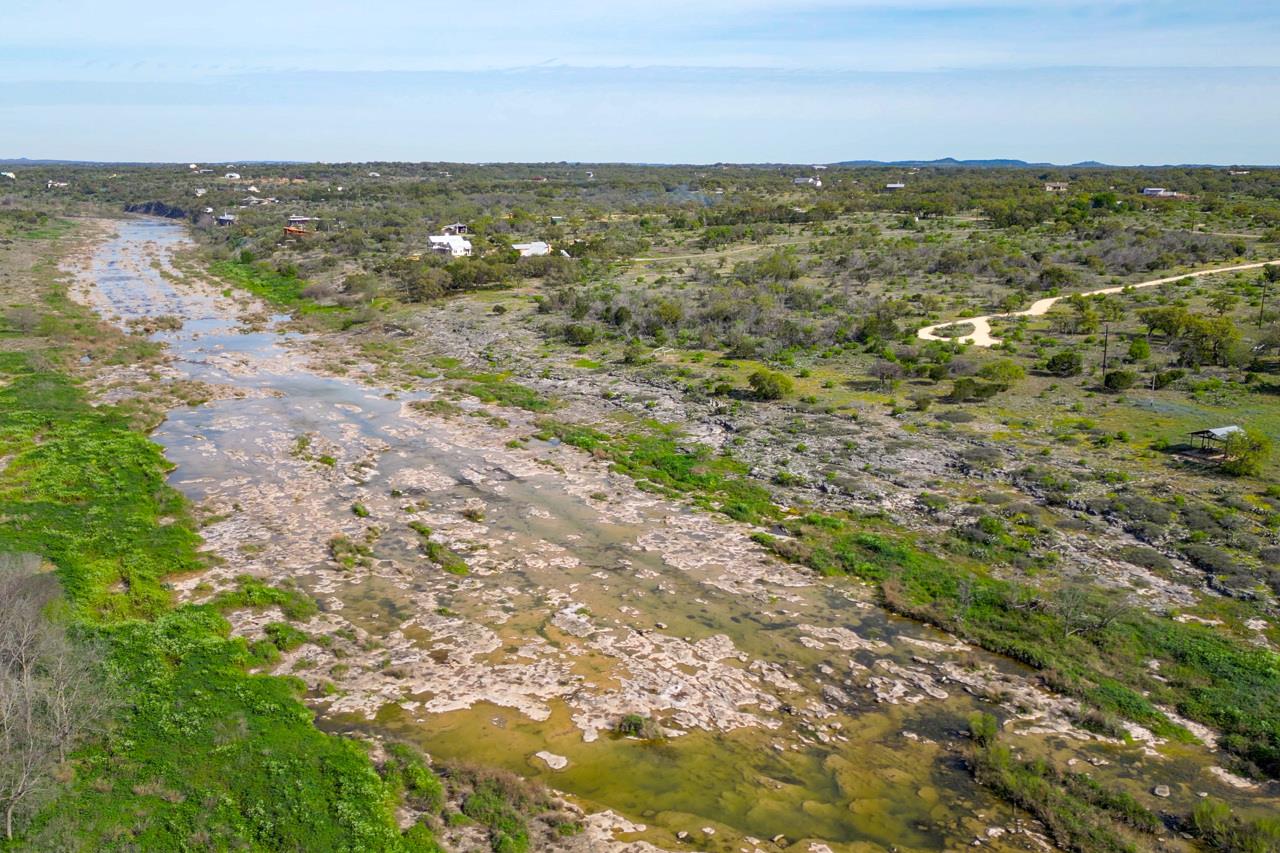 158 One River Pt E, Johnson City, TX 78636