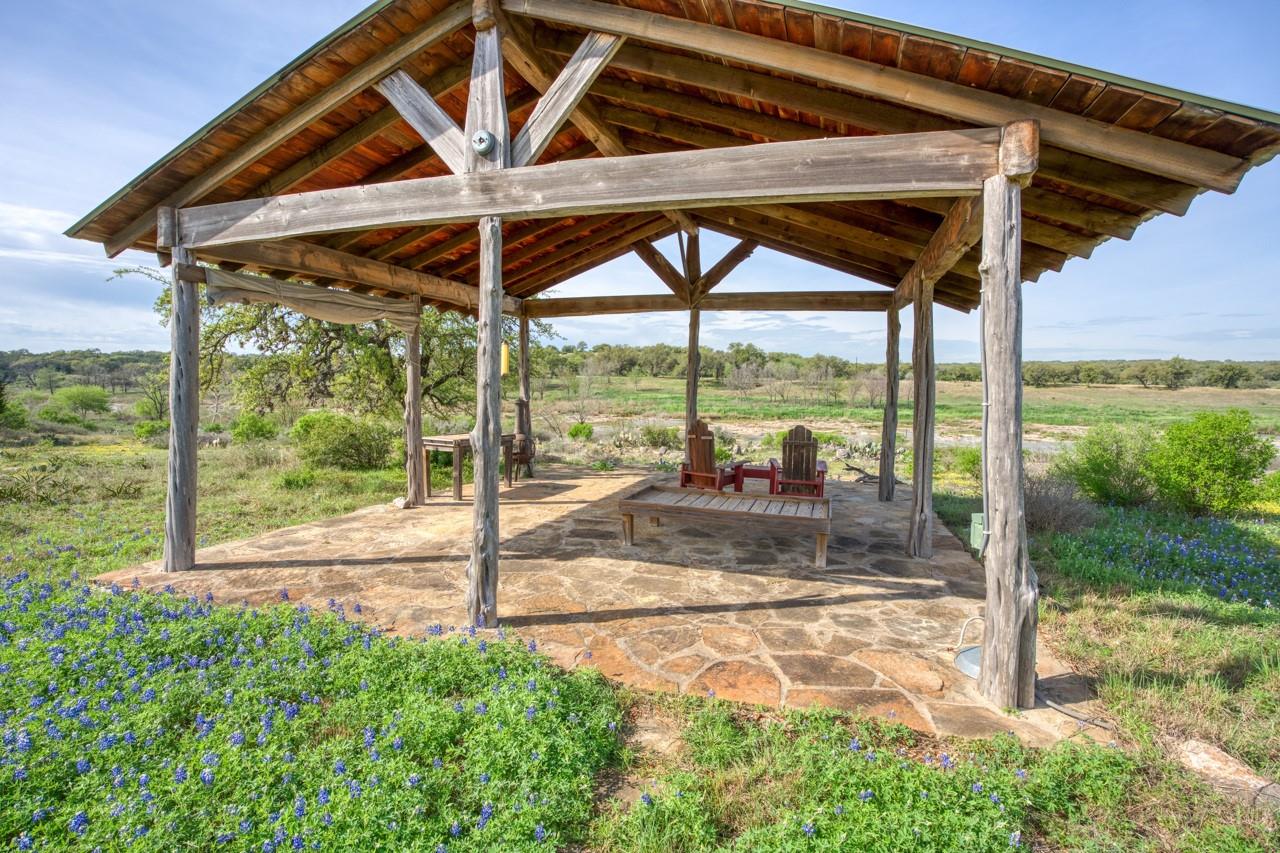 158 One River Pt E, Johnson City, TX 78636