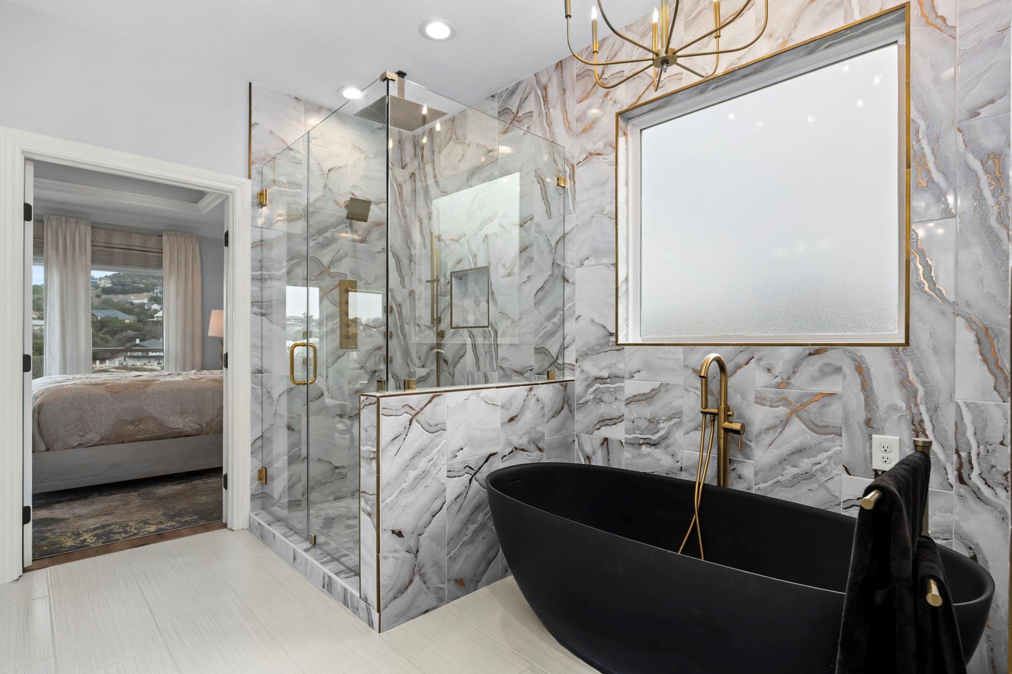 2078 Connie Dr, Canyon Lake, TX 78133