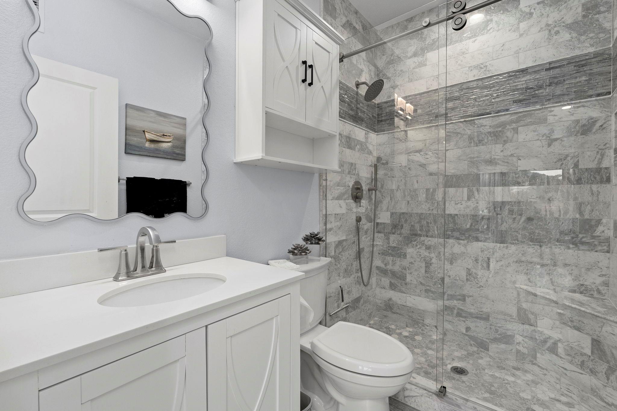 2078 Connie Dr, Canyon Lake, TX 78133