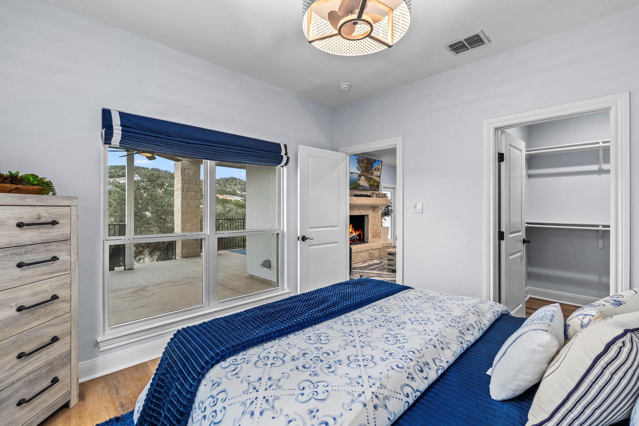 2078 Connie Dr, Canyon Lake, TX 78133