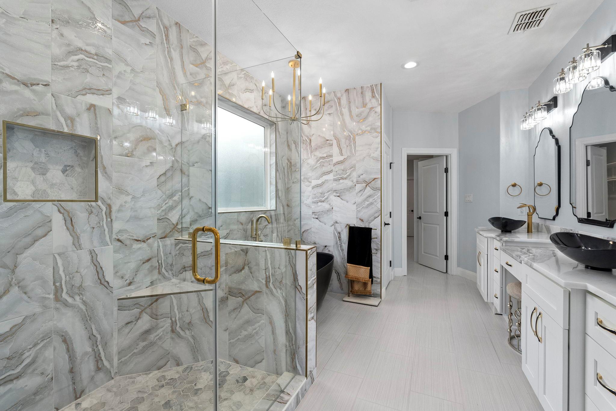 2078 Connie Dr, Canyon Lake, TX 78133