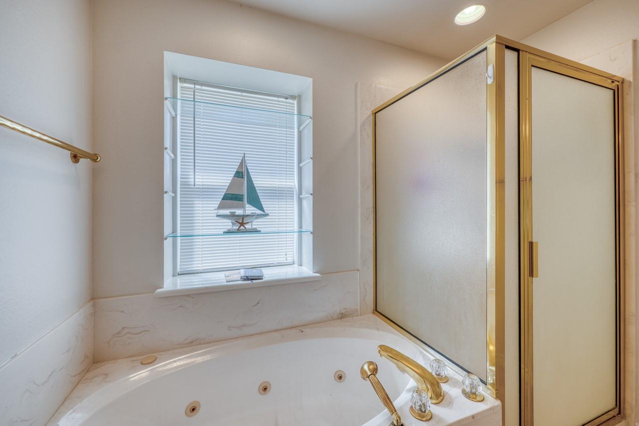 1101 Impala Dr, Granite Shoals, TX 78654