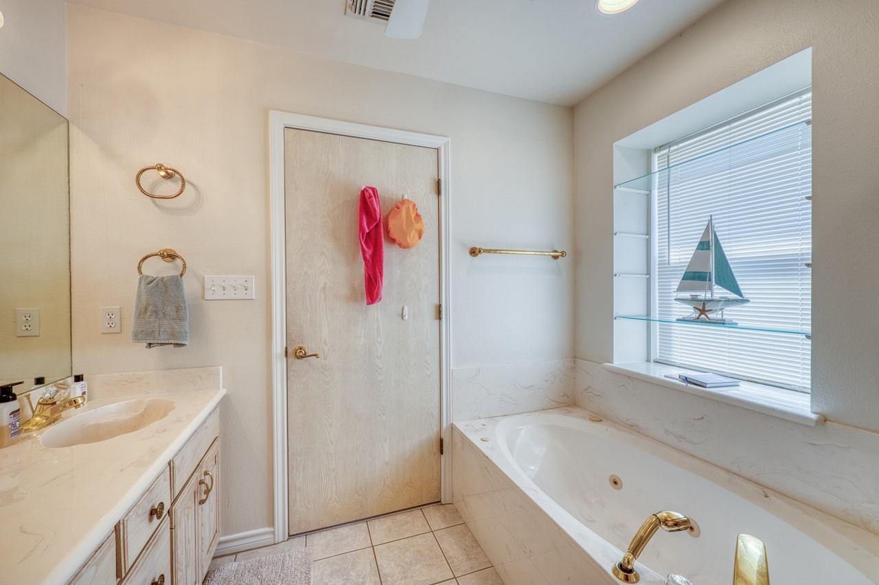 1101 Impala Dr, Granite Shoals, TX 78654